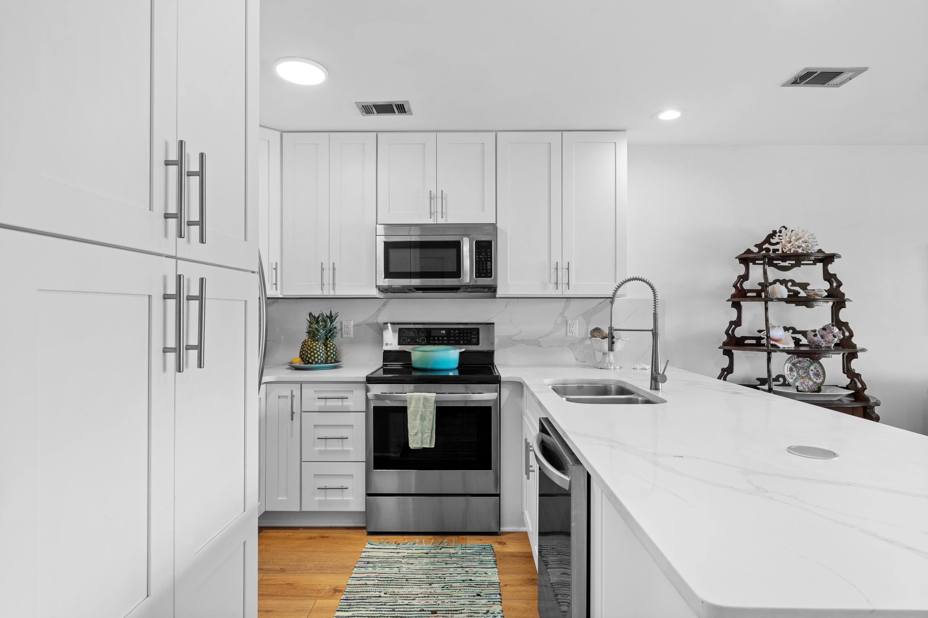 48 Stewart Lk Cove, UNIT 194