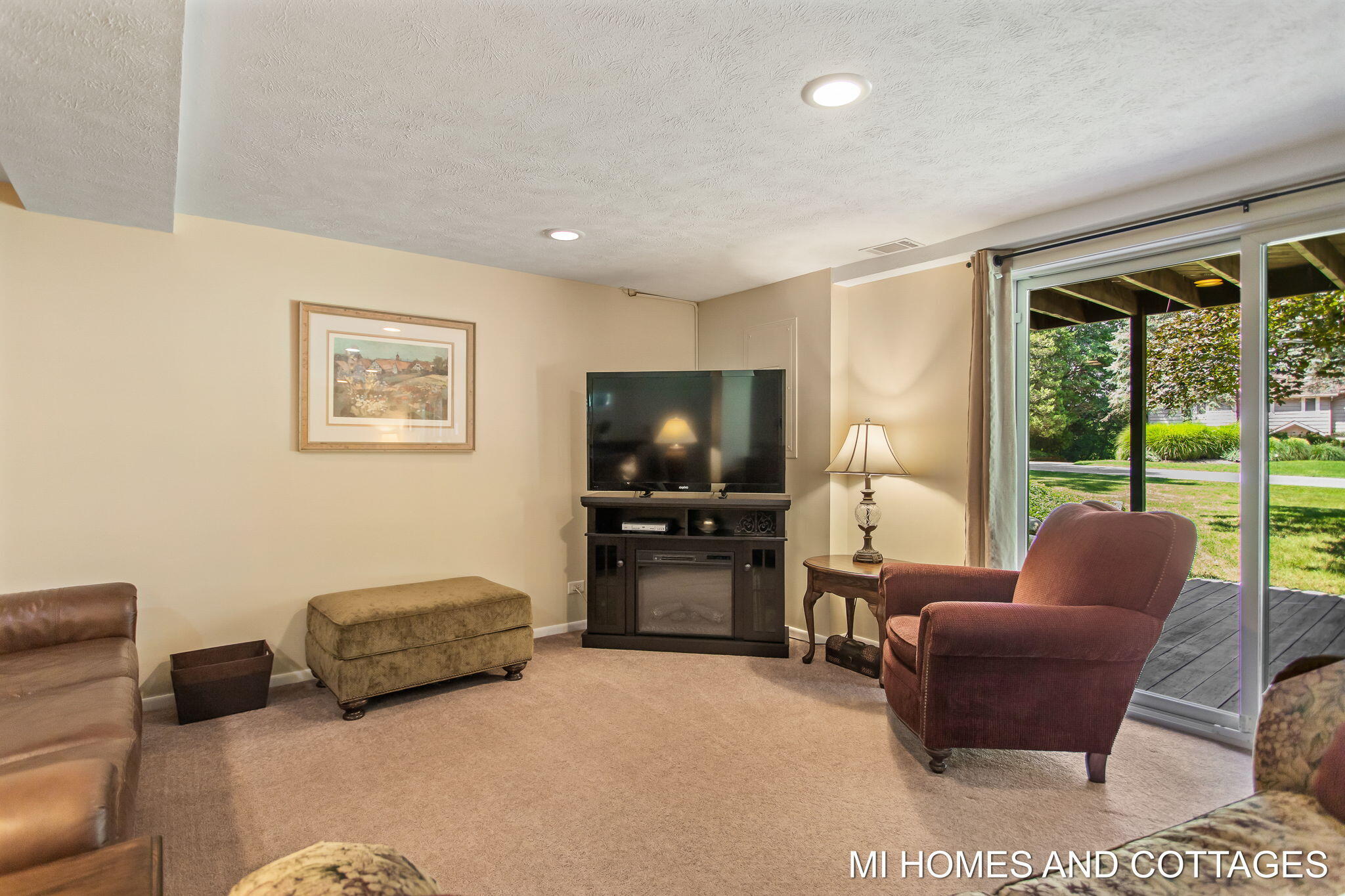 3225 Silver Acres Drive