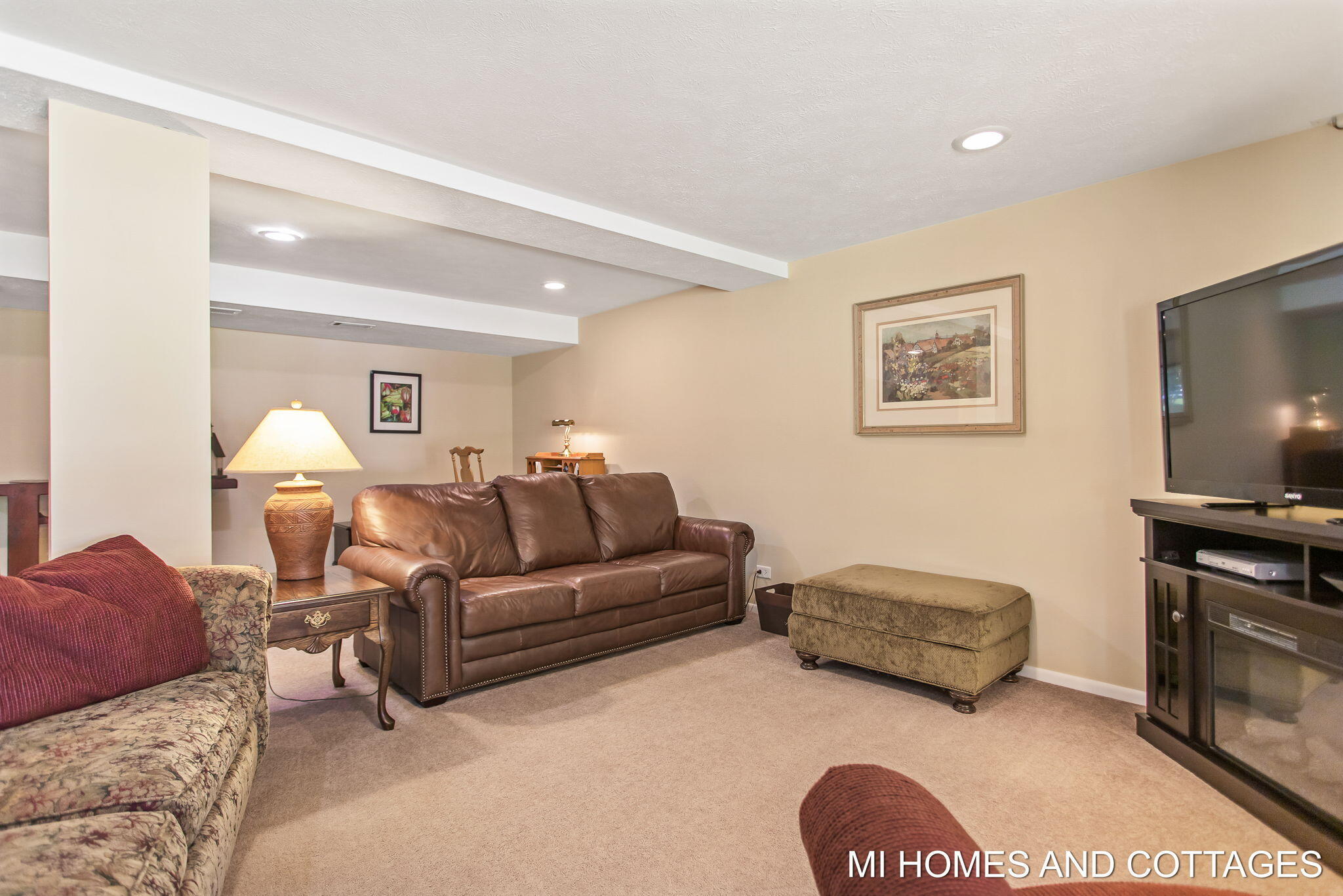 3225 Silver Acres Drive