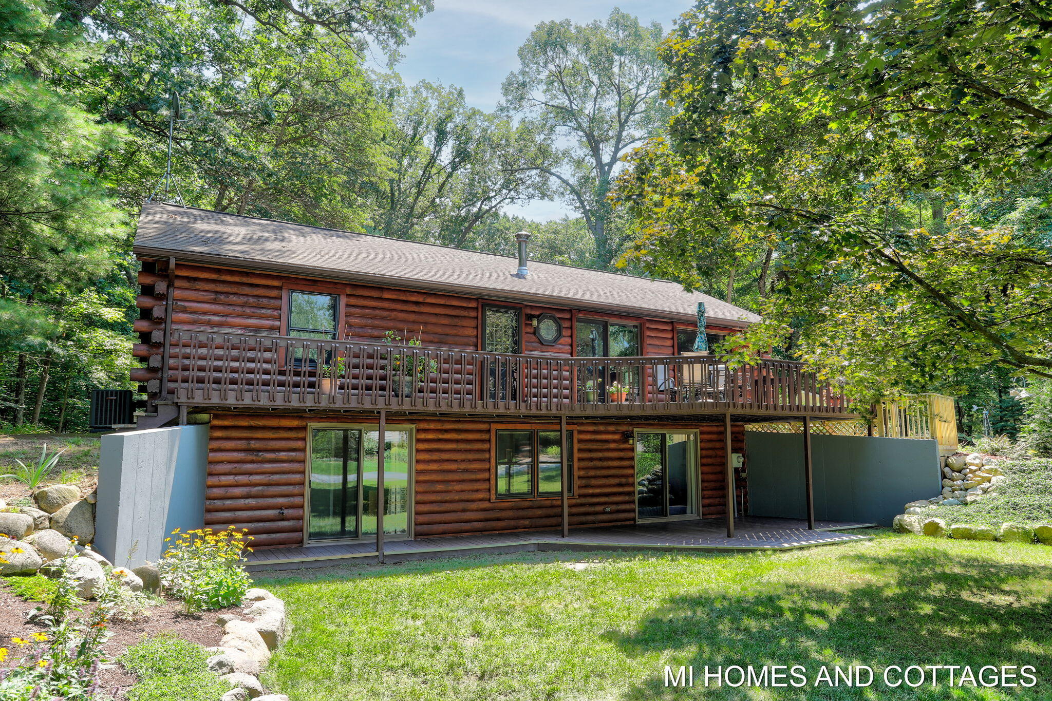 3225 Silver Acres Drive