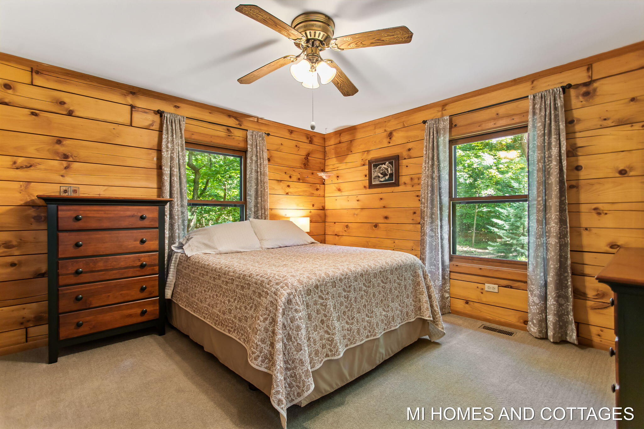 3225 Silver Acres Drive