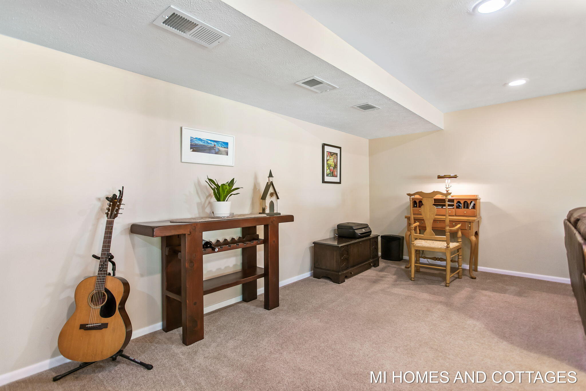 3225 Silver Acres Drive