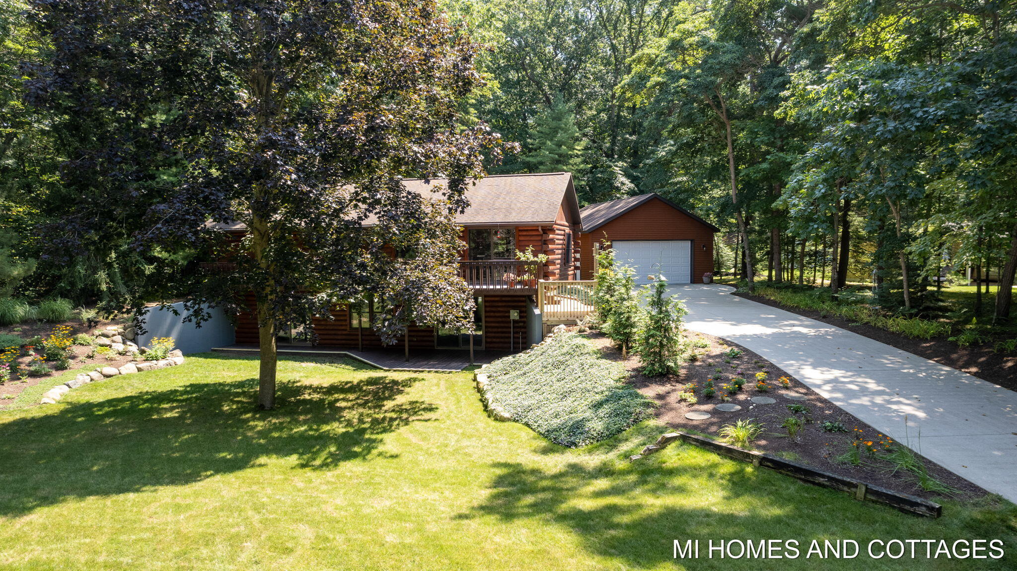 3225 Silver Acres Drive