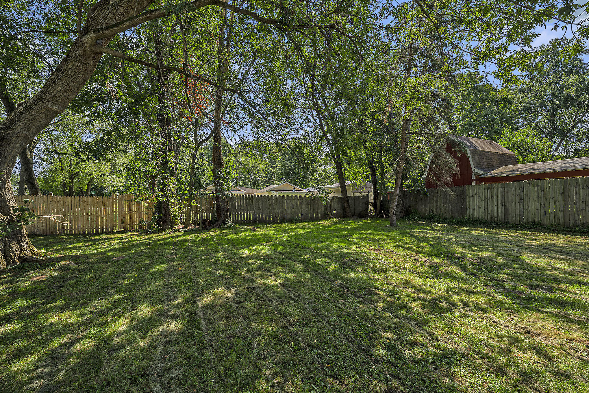 704 Della Street