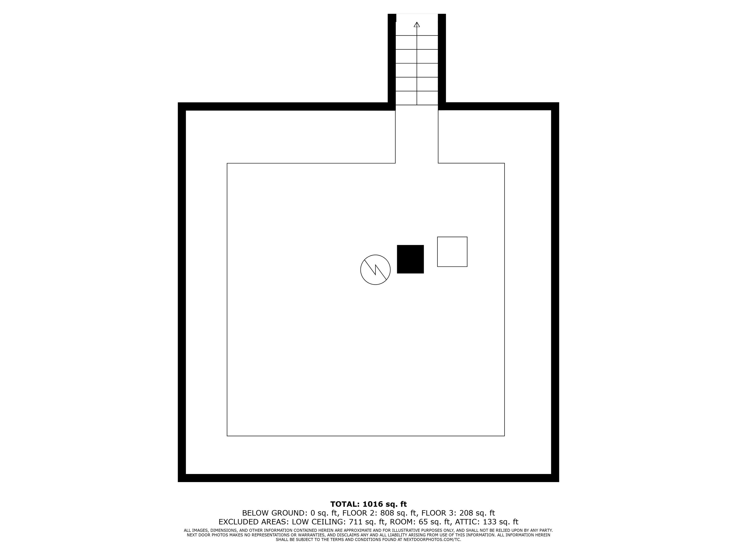704 Della Street