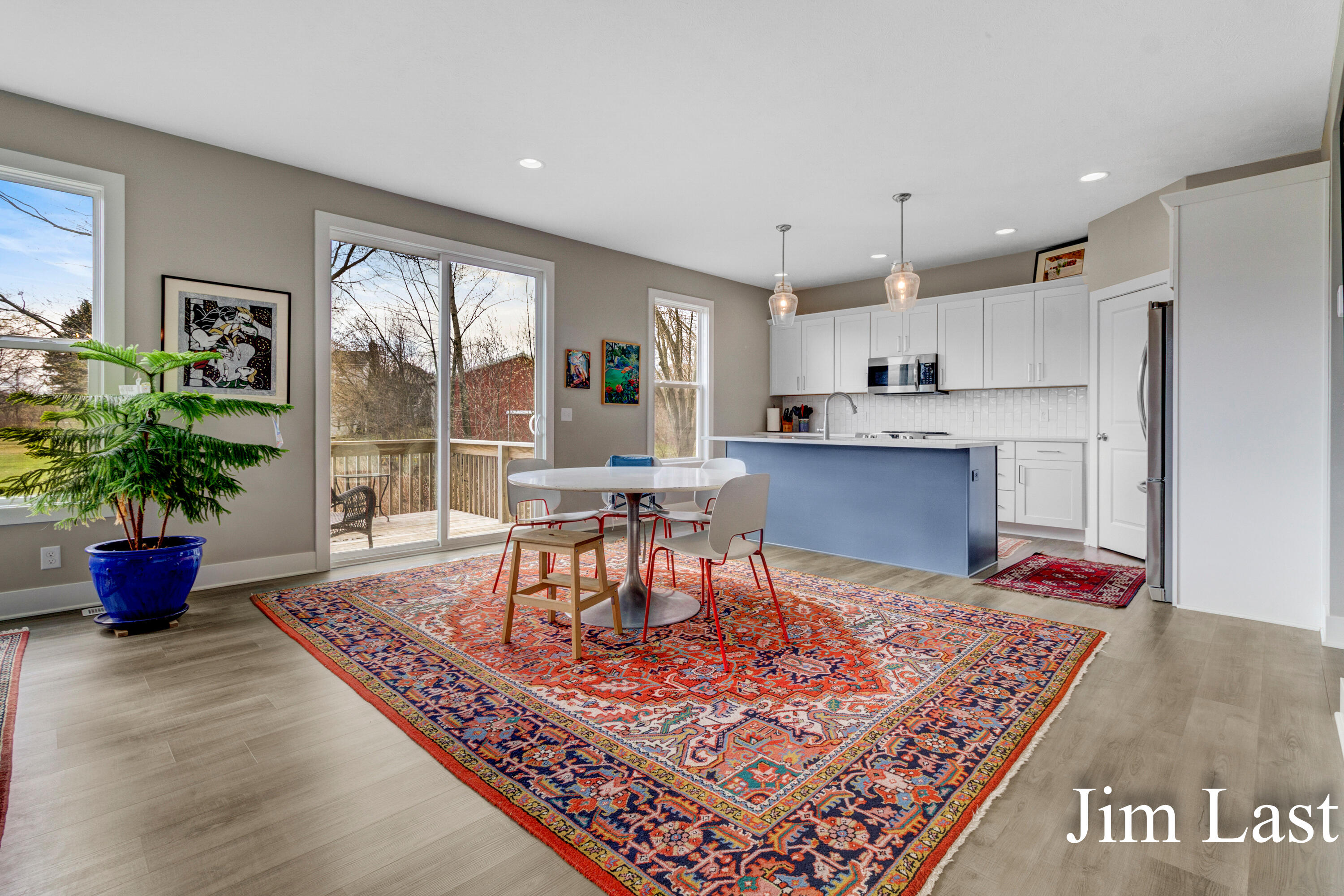 4713 Lake Ridge Drive