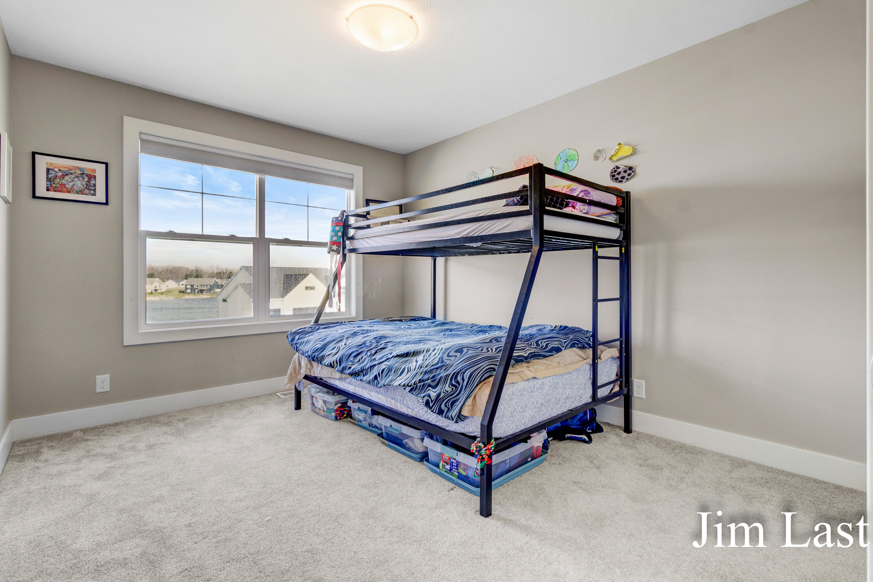 4713 Lake Ridge Drive