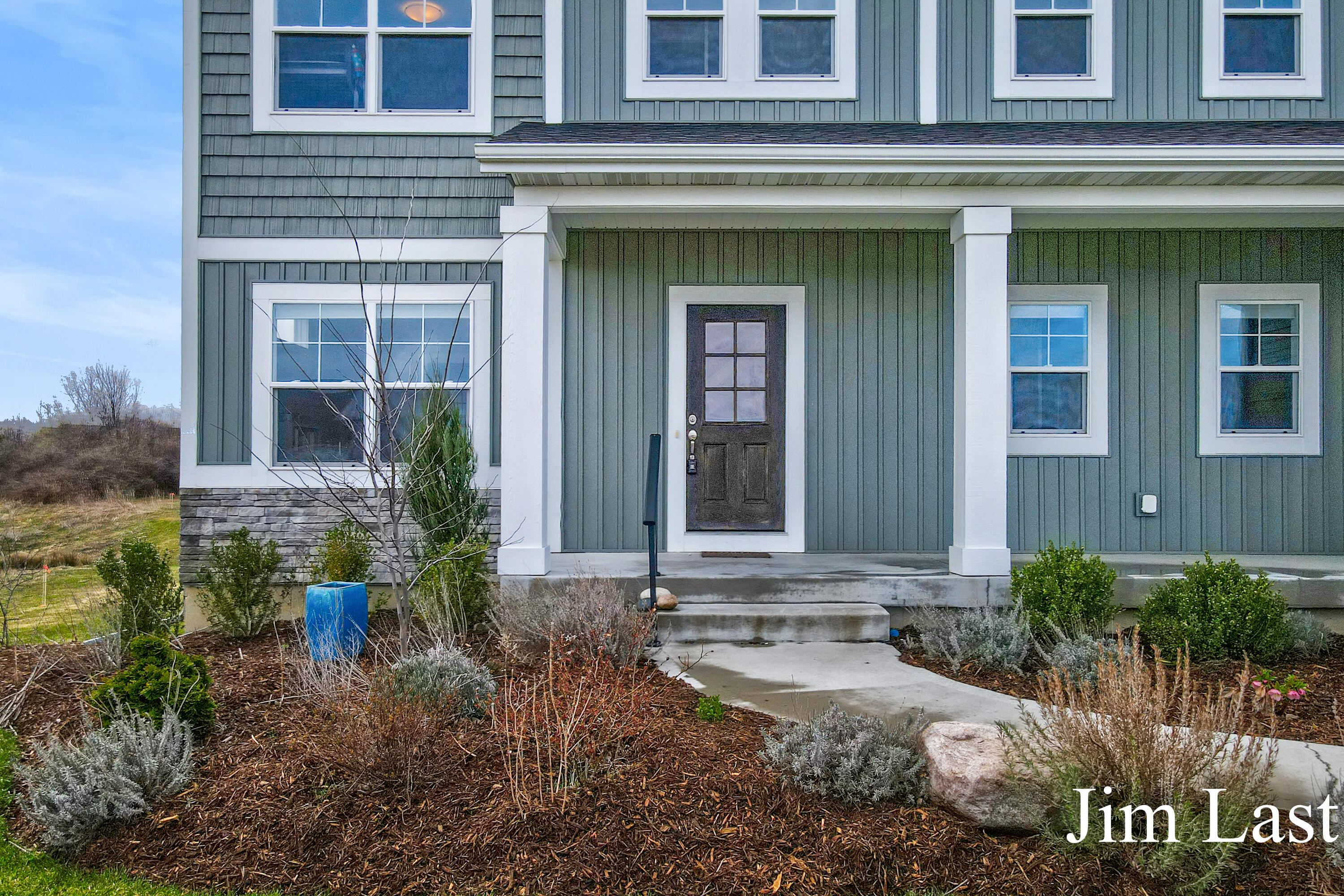 4713 Lake Ridge Drive