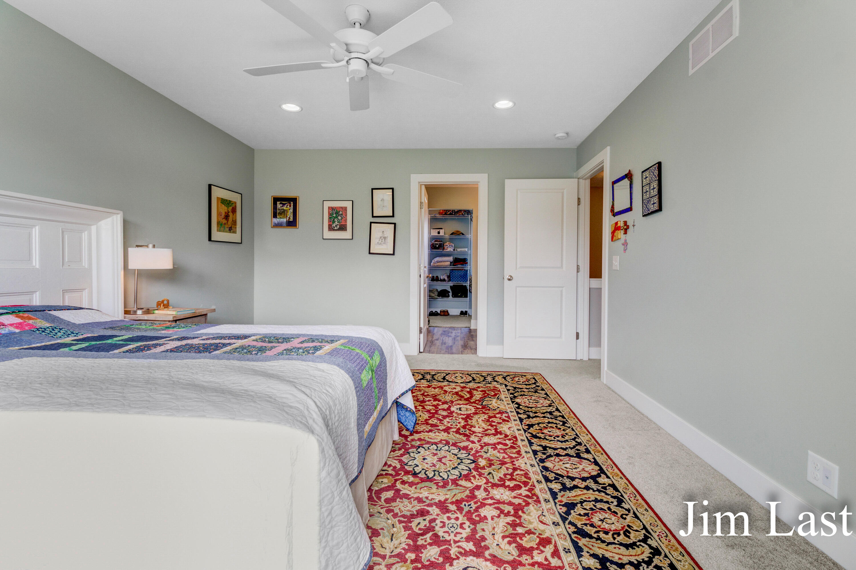 4713 Lake Ridge Drive