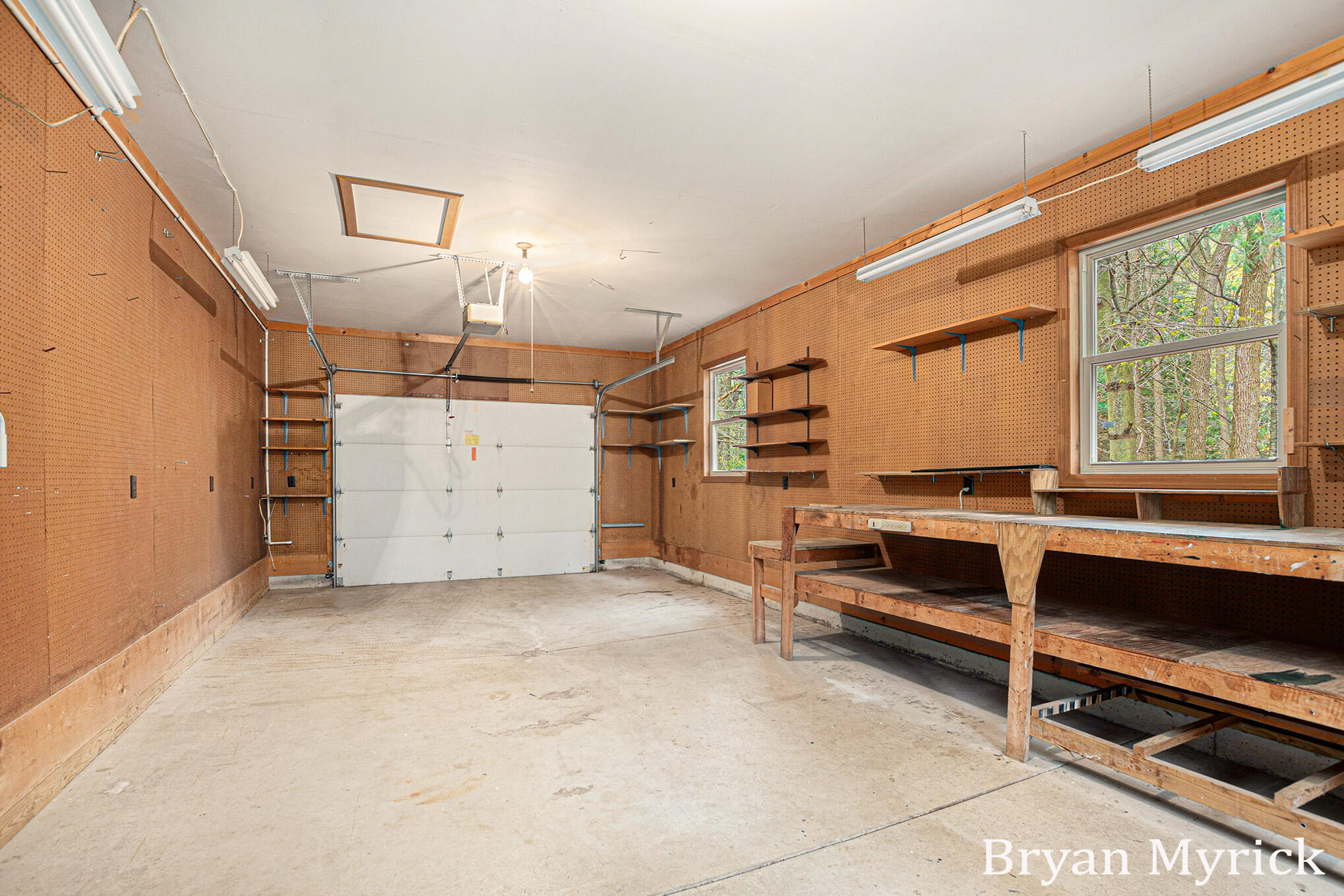 3106 N 168th Avenue