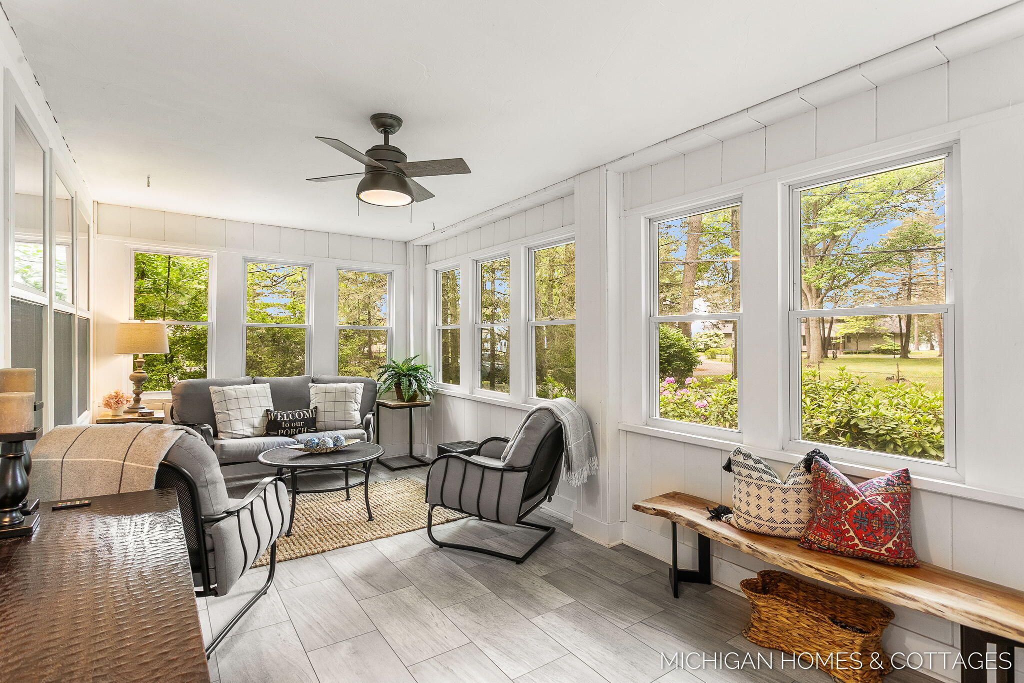 1375 Waukazoo Drive