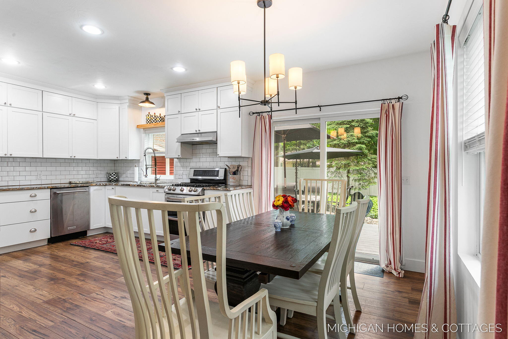 1375 Waukazoo Drive
