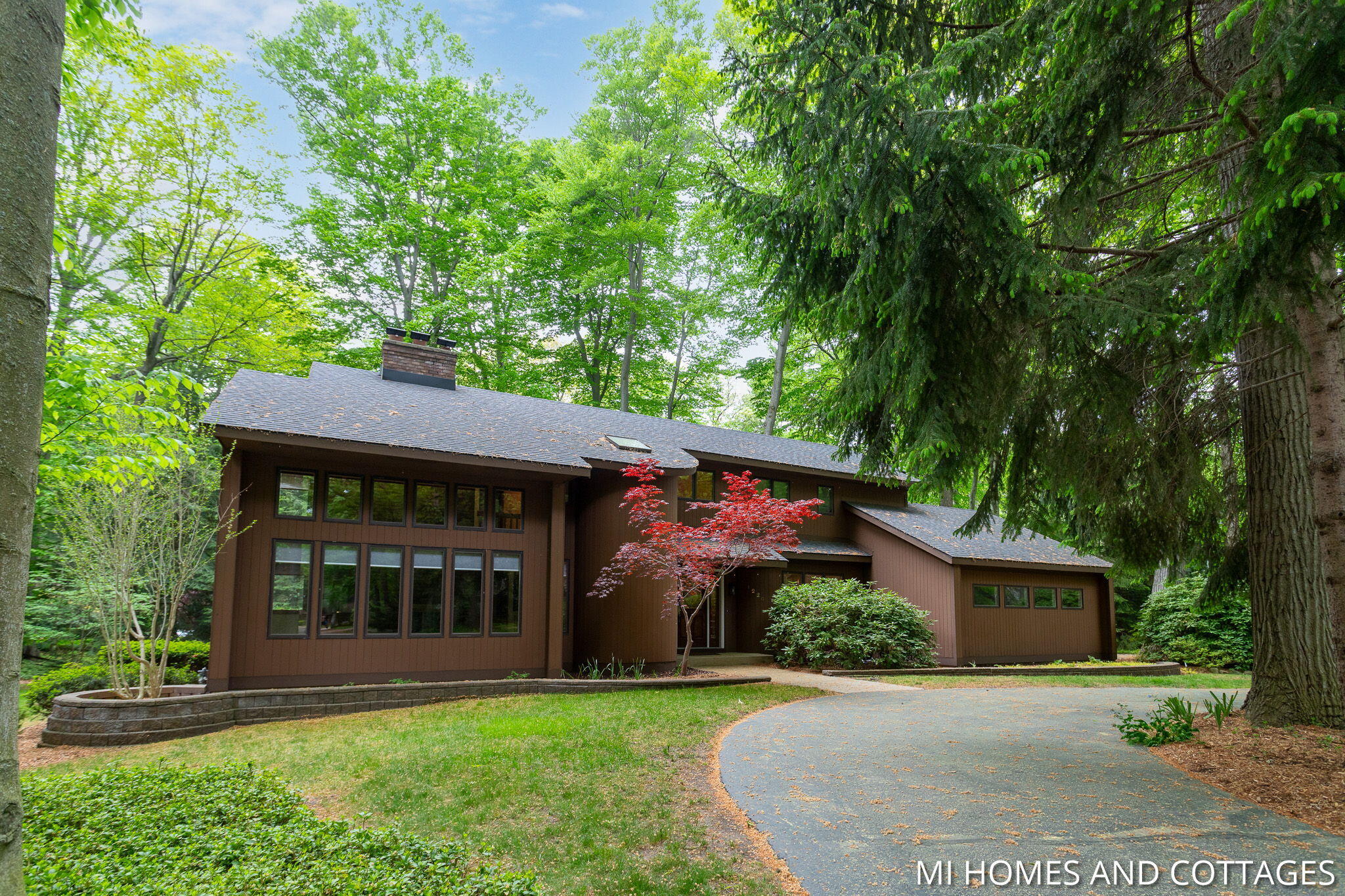 1220 Oakhampton Road