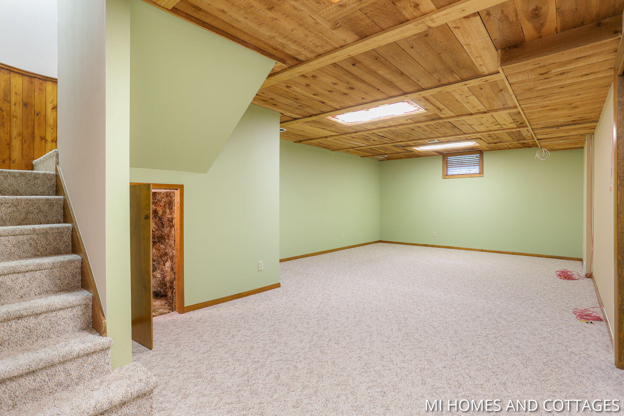 1220 Oakhampton Road