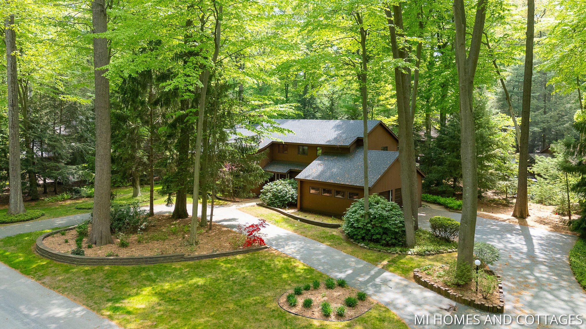 1220 Oakhampton Road