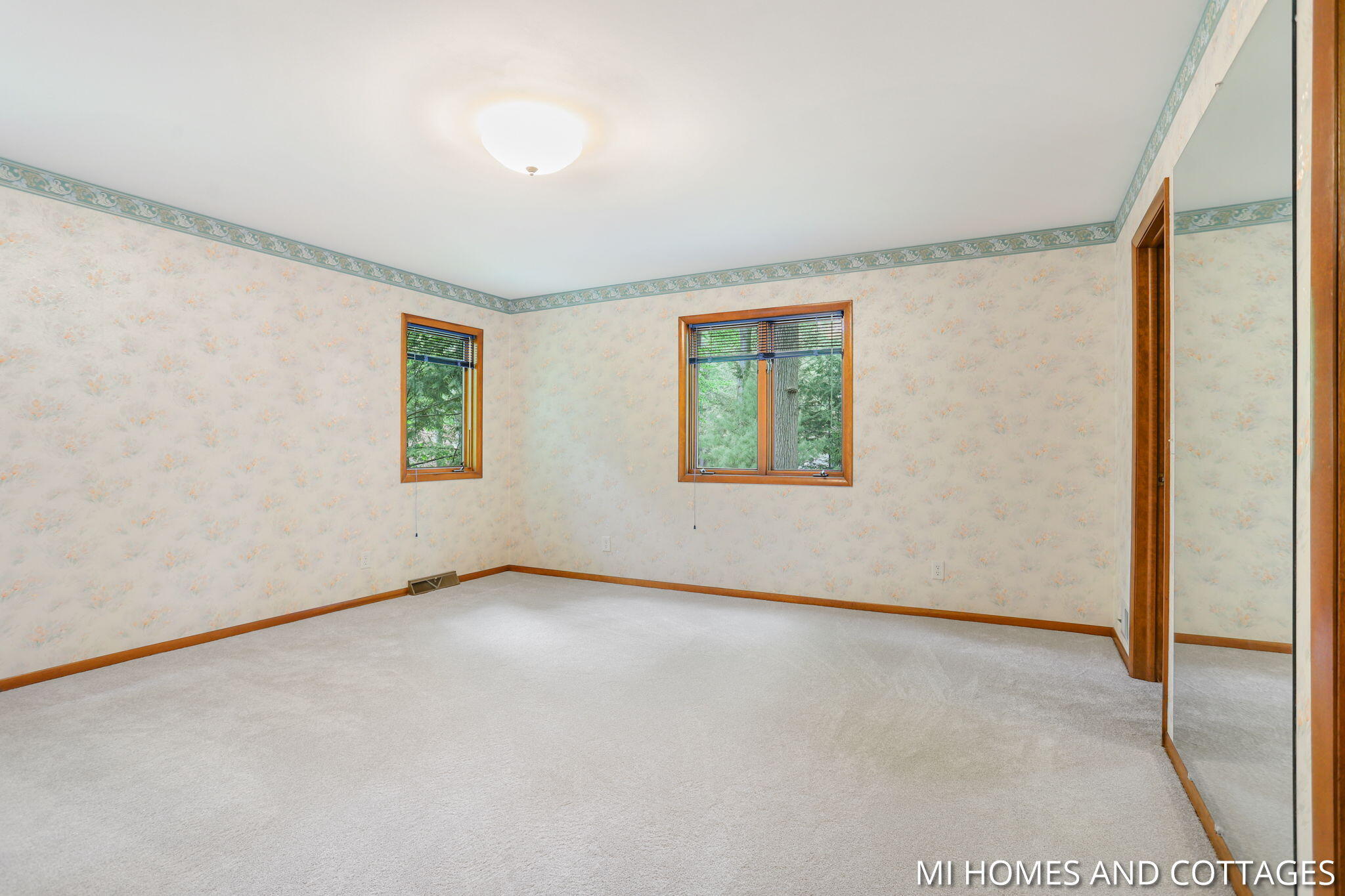 1220 Oakhampton Road