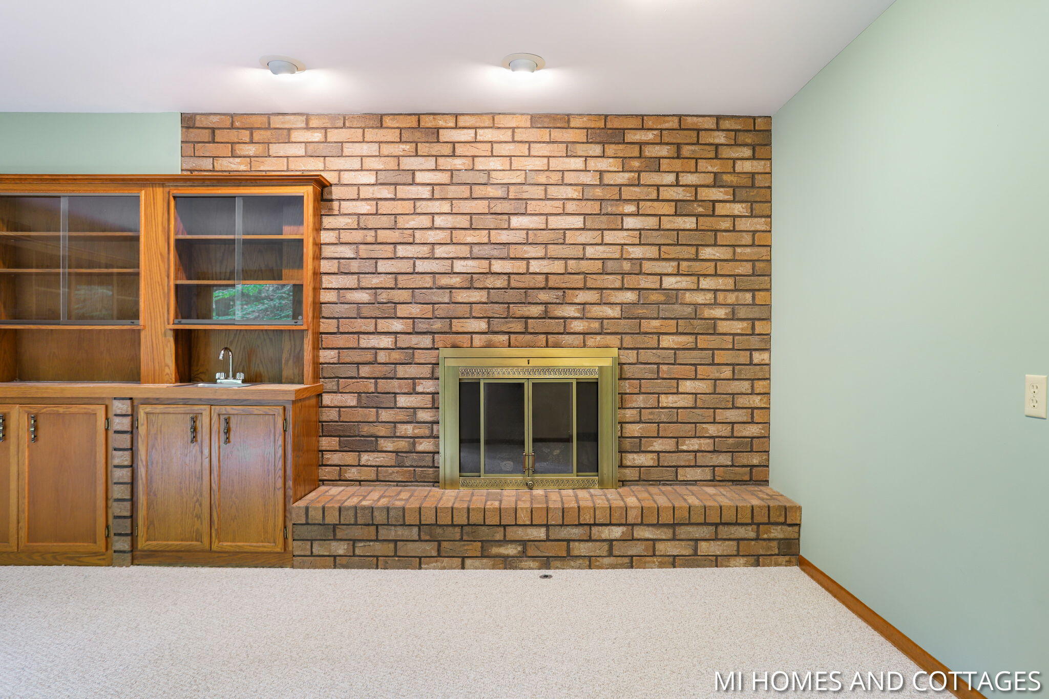 1220 Oakhampton Road