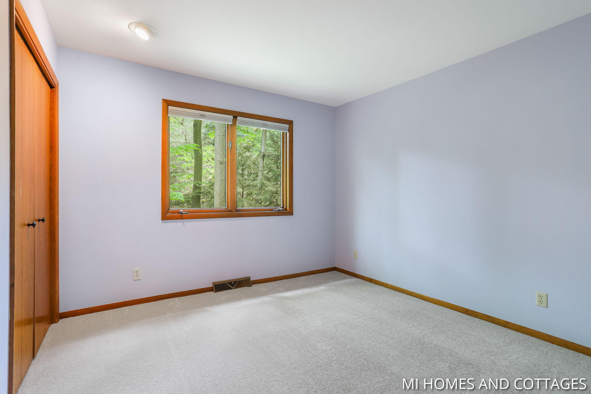 1220 Oakhampton Road