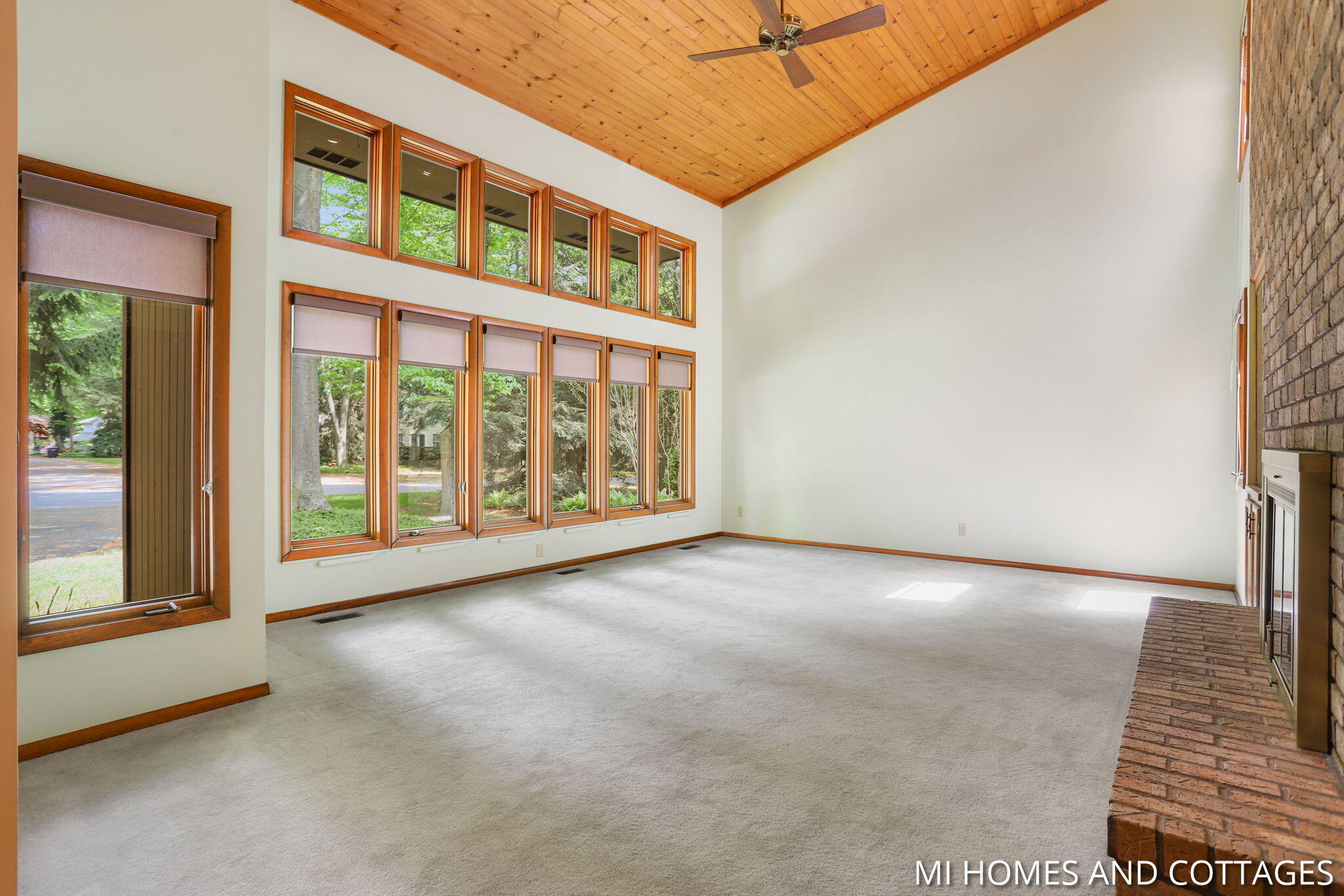 1220 Oakhampton Road