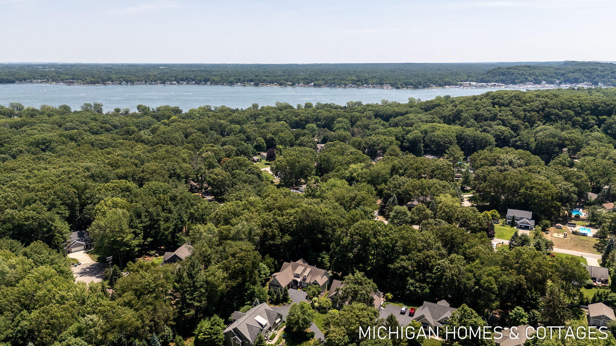 327 S Lakeshore Drive