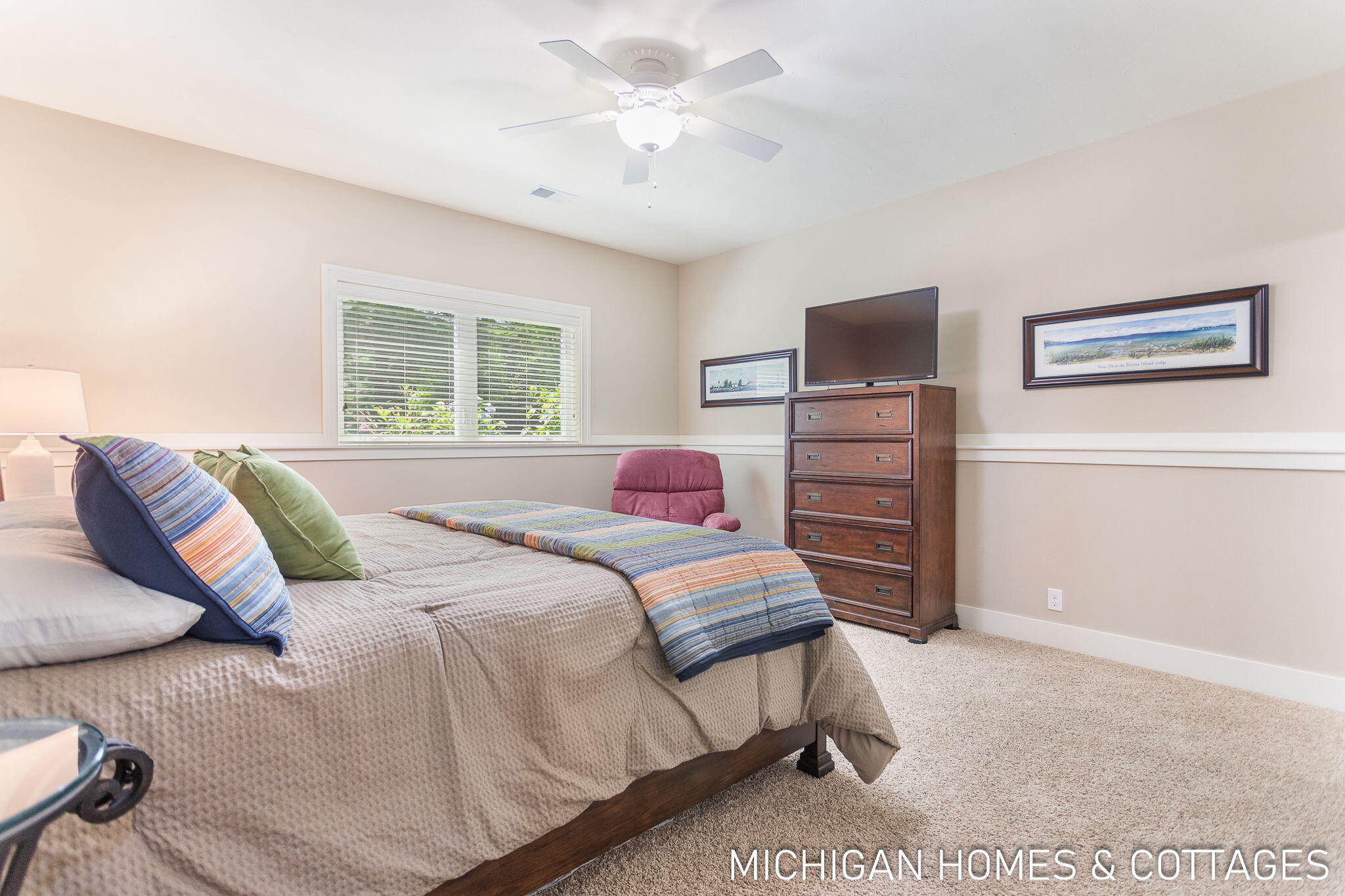 327 S Lakeshore Drive