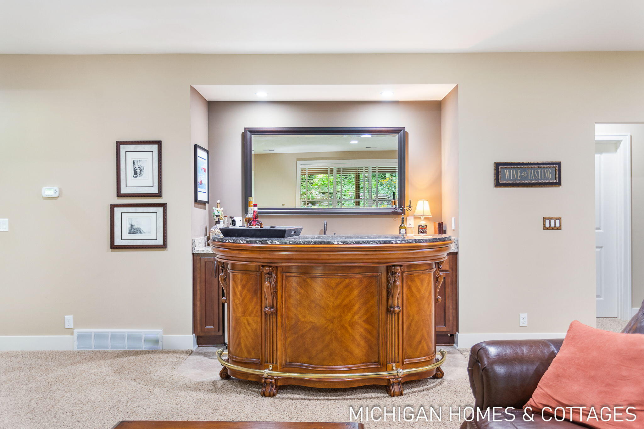 327 S Lakeshore Drive
