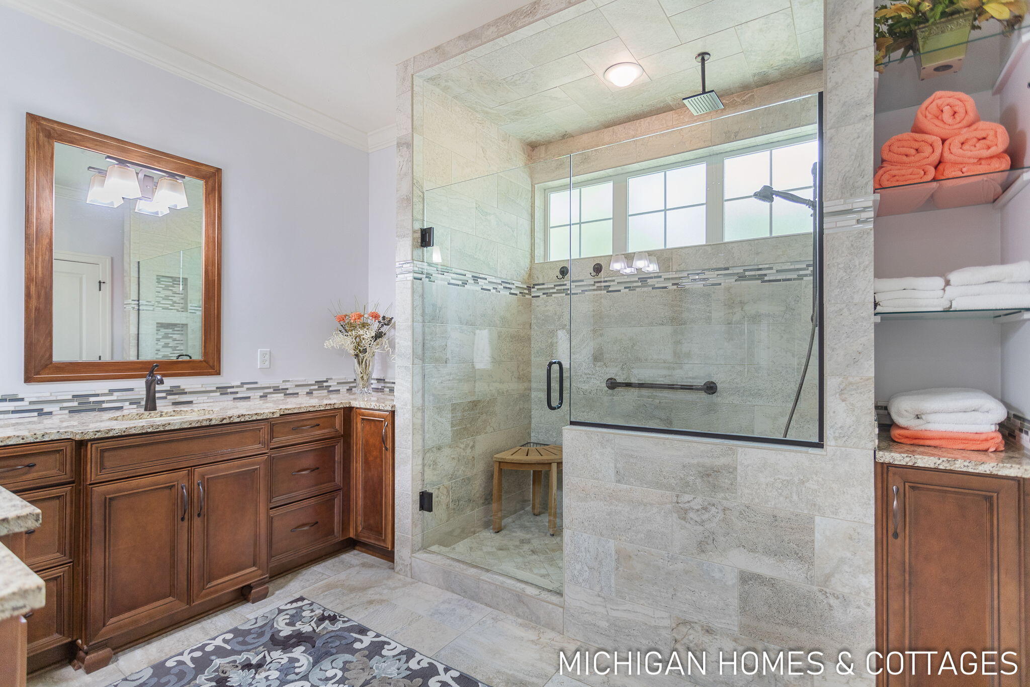 327 S Lakeshore Drive