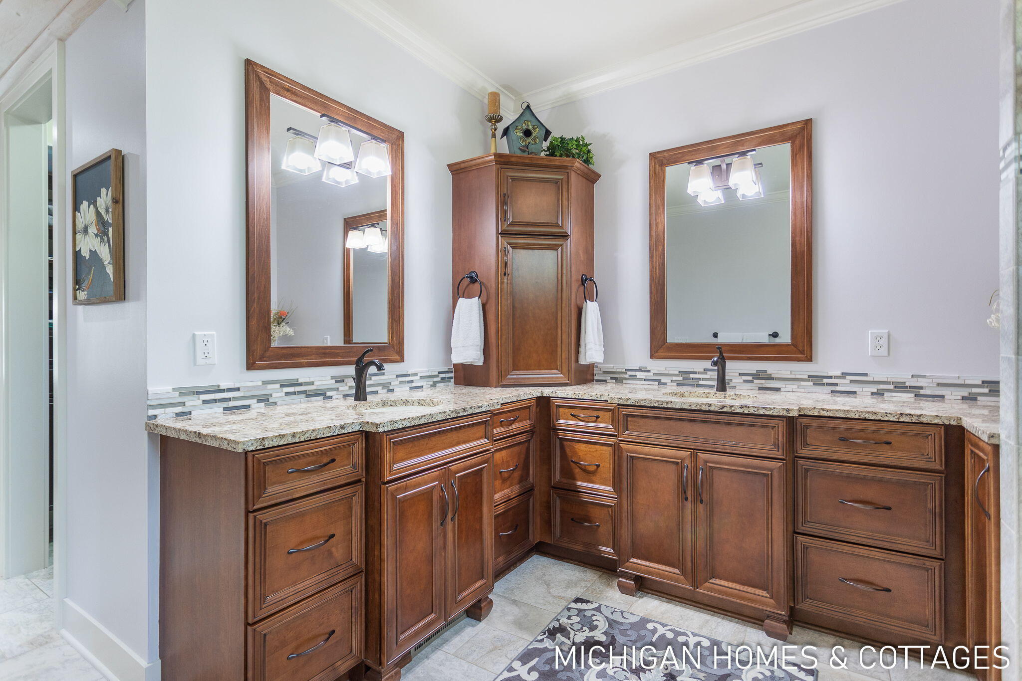 327 S Lakeshore Drive