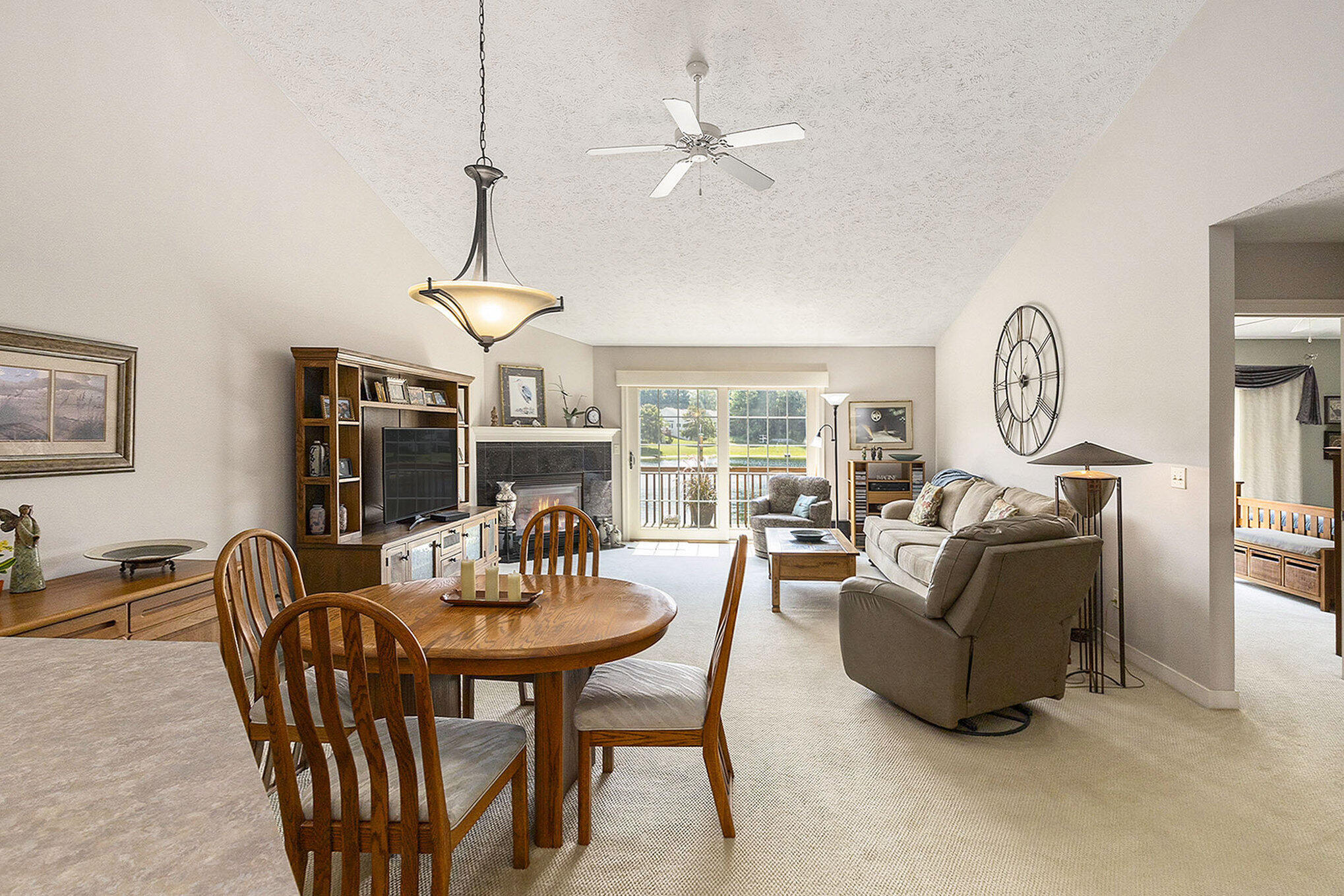 1324 Timber Crossing