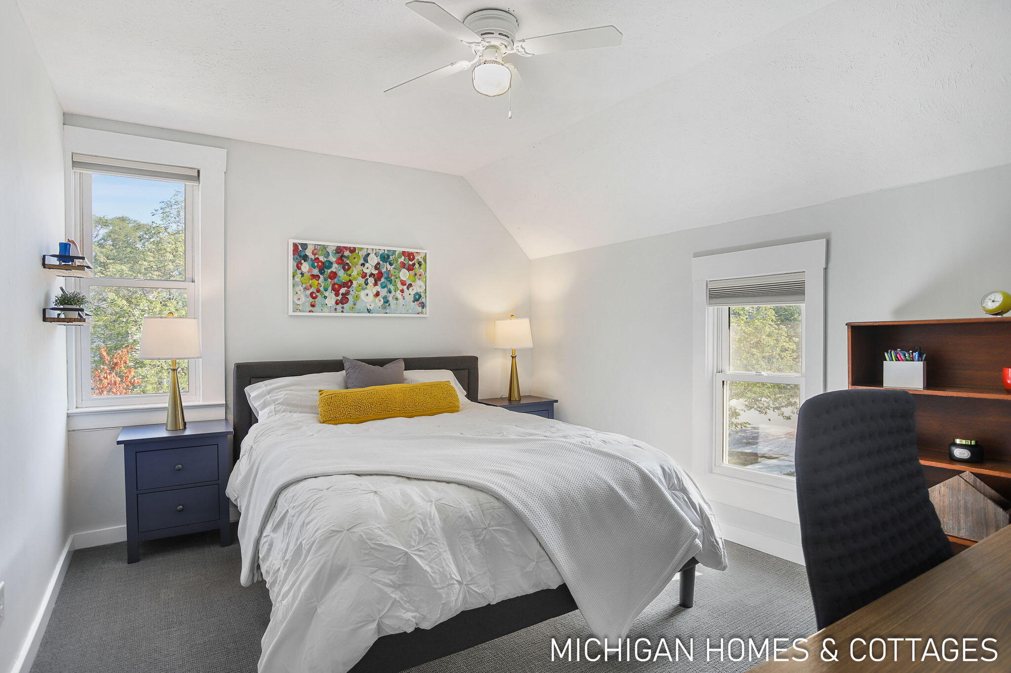 278 W 10th Street