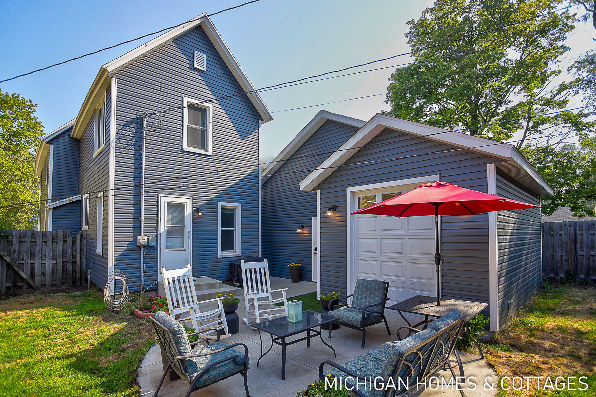 278 W 10th Street