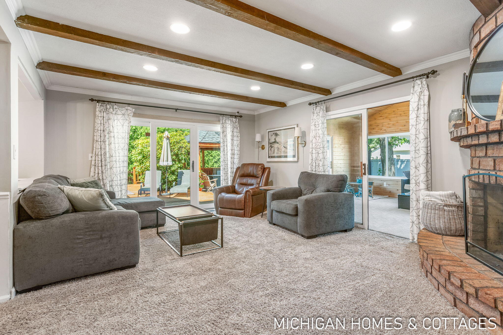 7494 Greentree Drive
