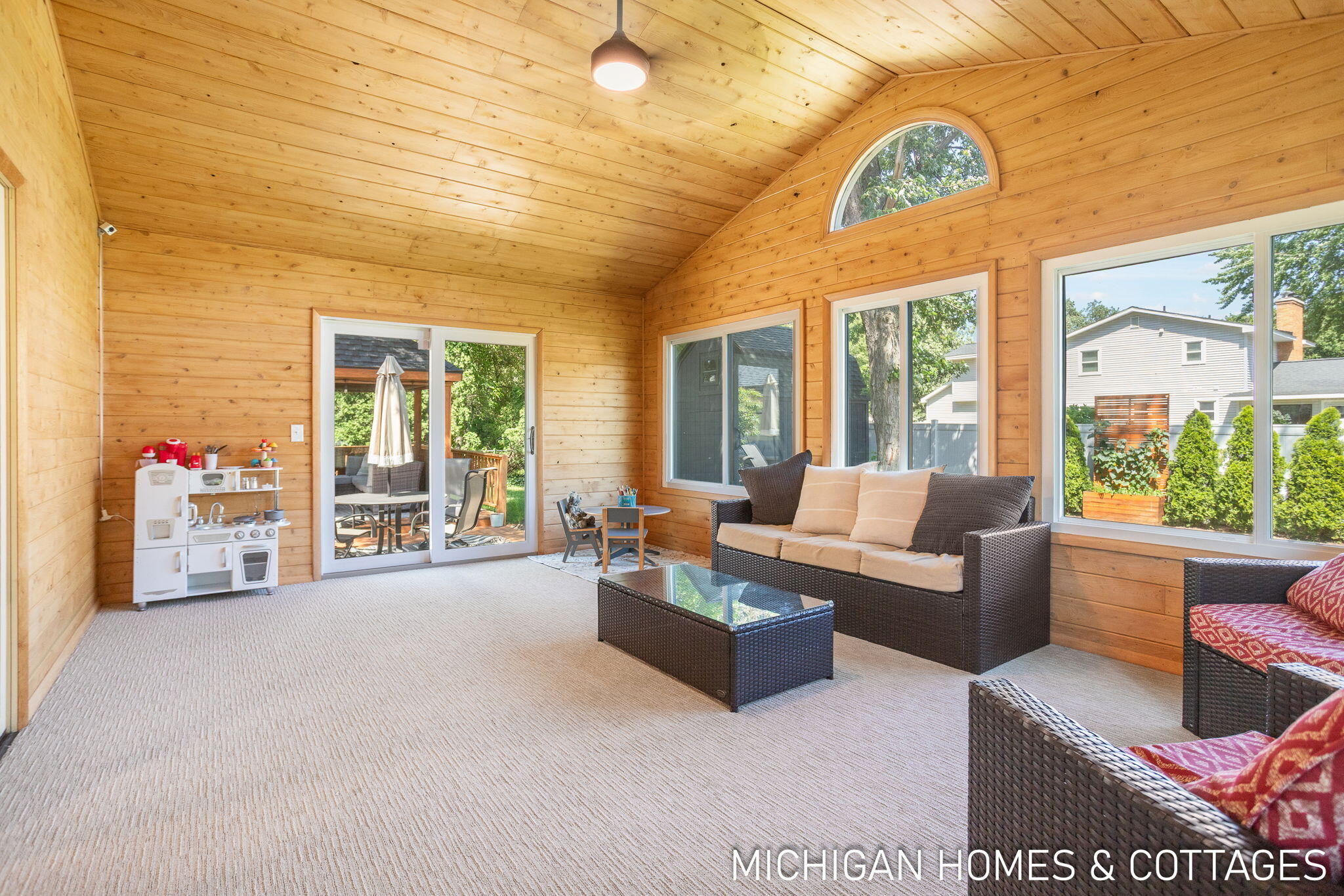 7494 Greentree Drive