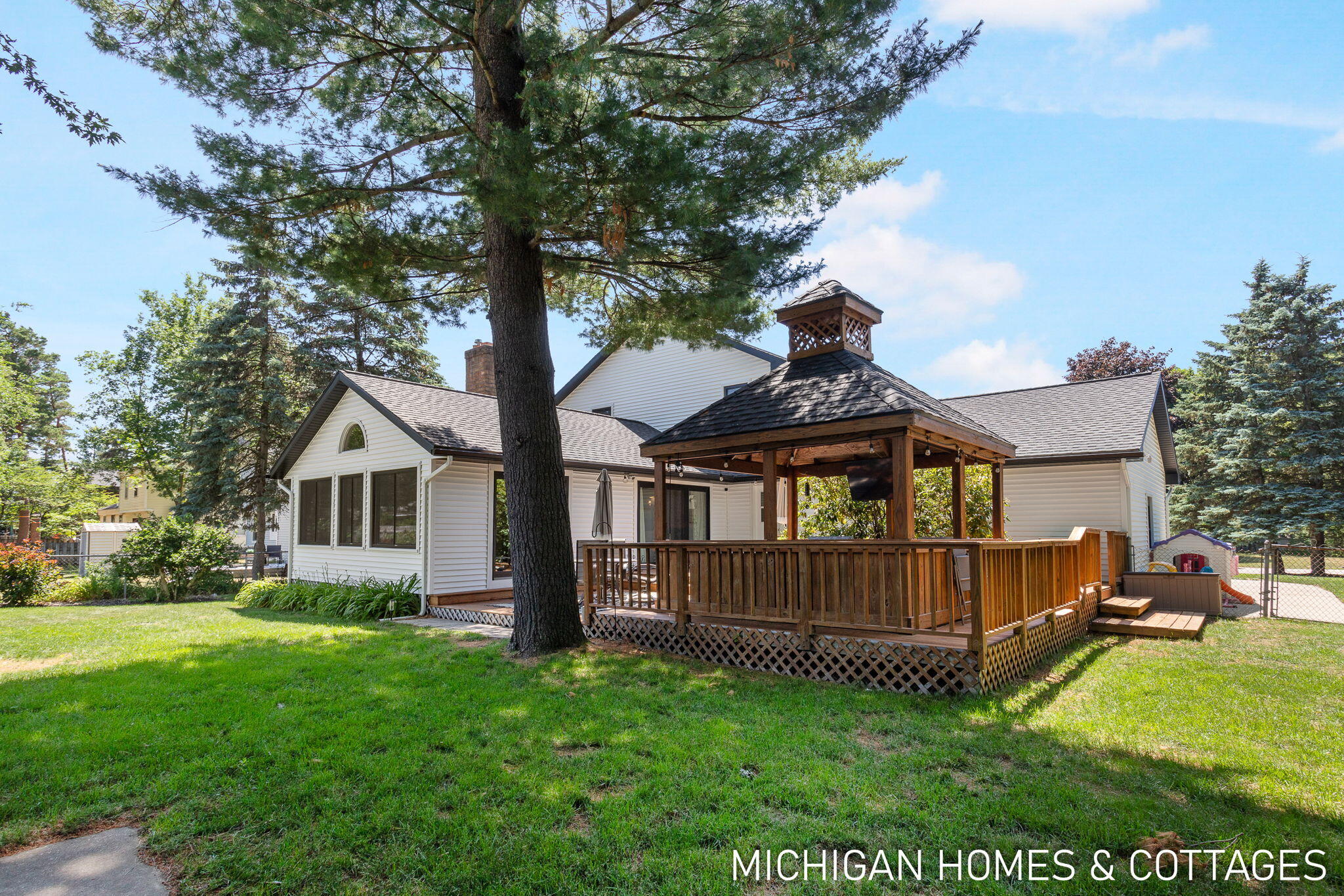 7494 Greentree Drive
