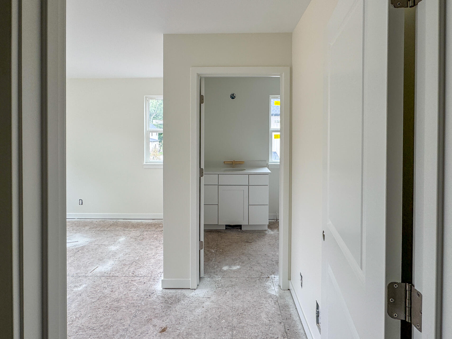 1986 S Shorewood Lane, 21