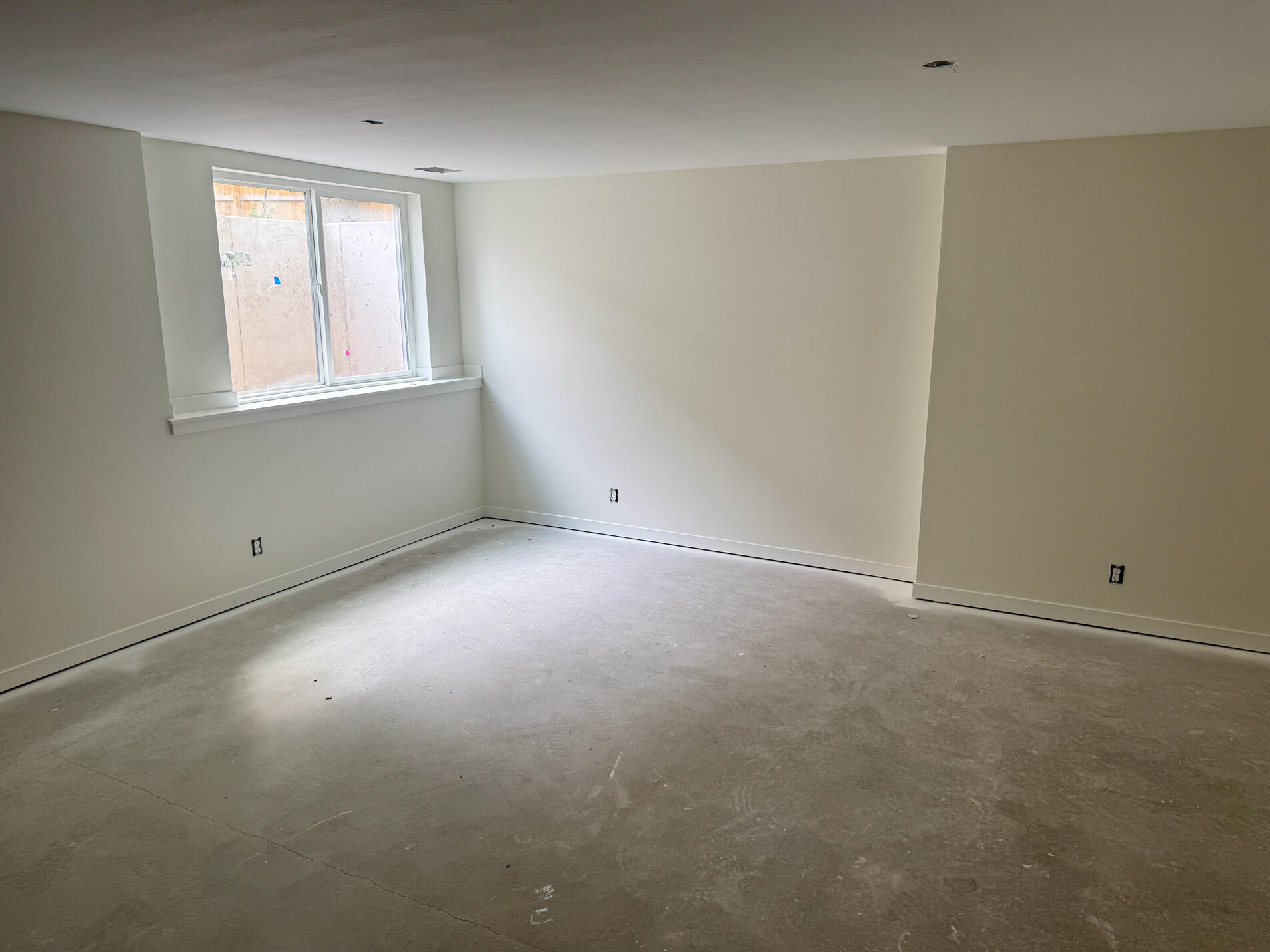 1986 S Shorewood Lane, 21