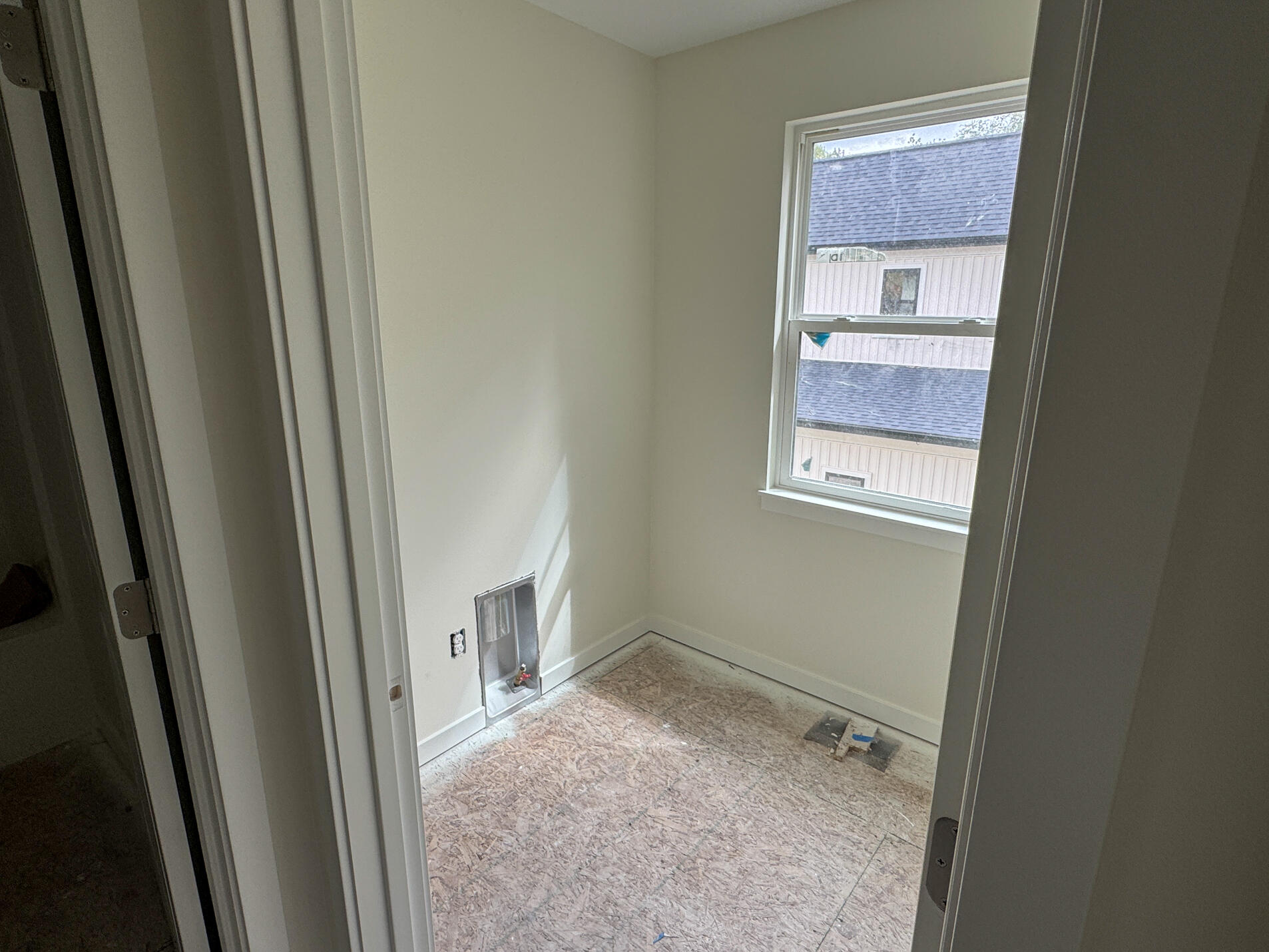 1986 S Shorewood Lane, 21