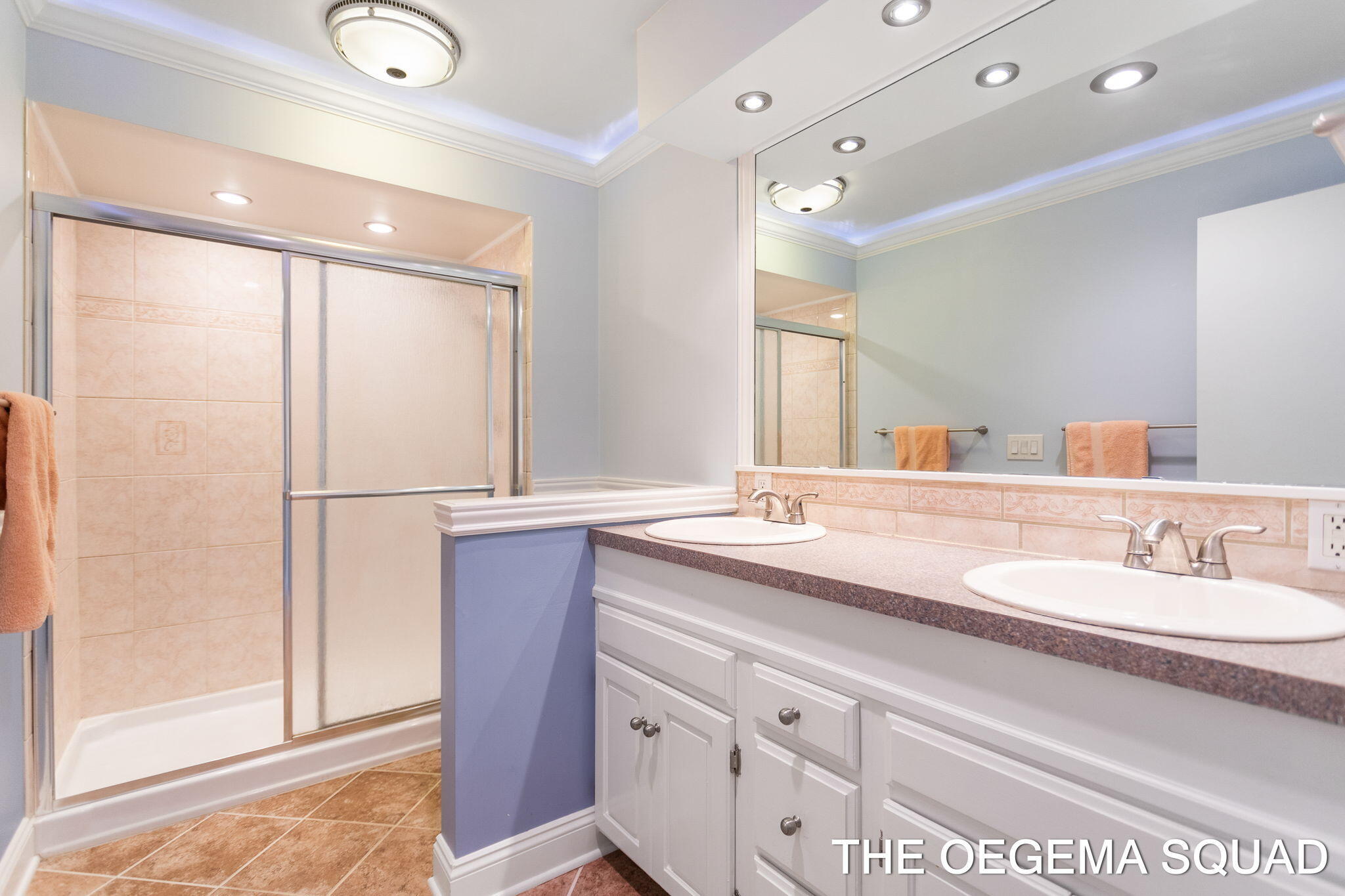 1982 S Shore Drive, 2, Holland Unit: 2