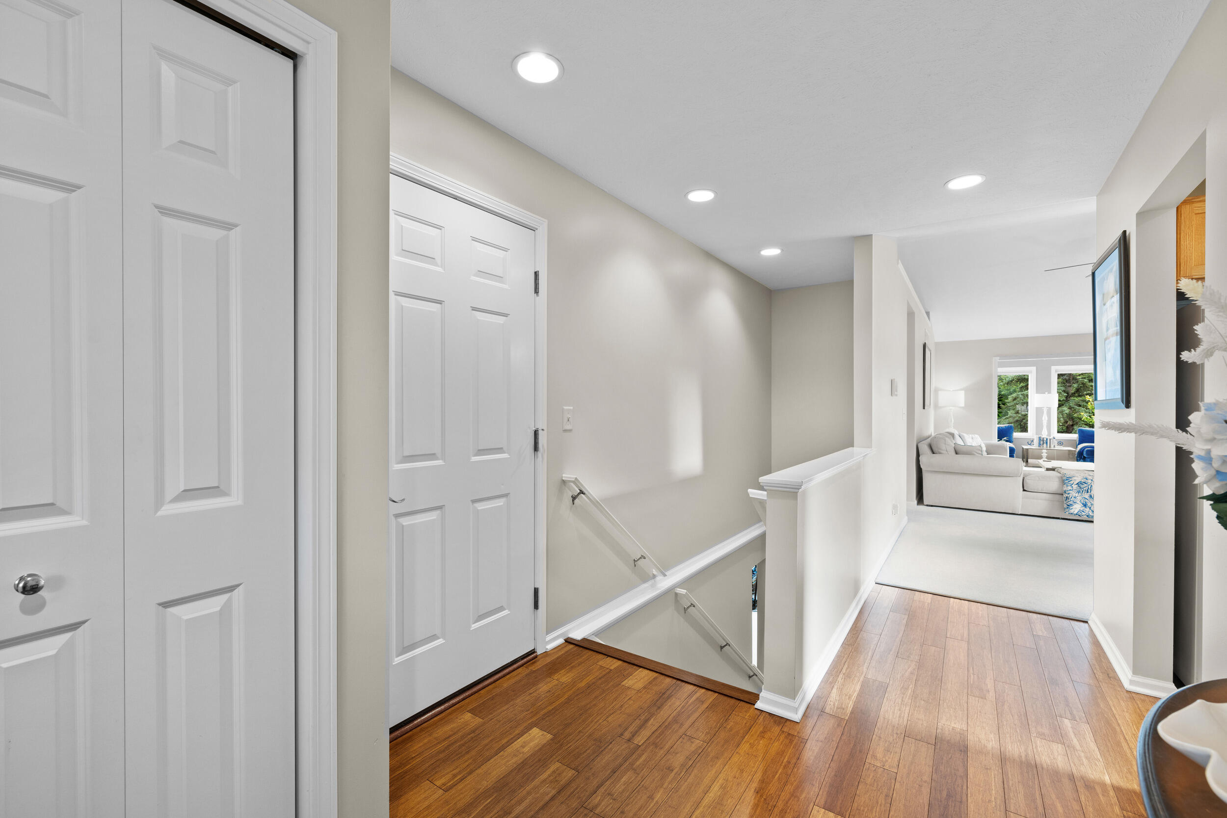 1380 E Pointe Ridge, Holland