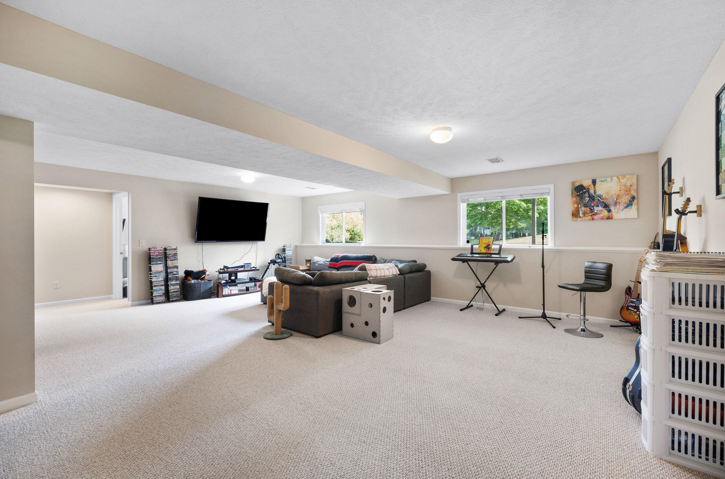 1380 E Pointe Ridge, Holland