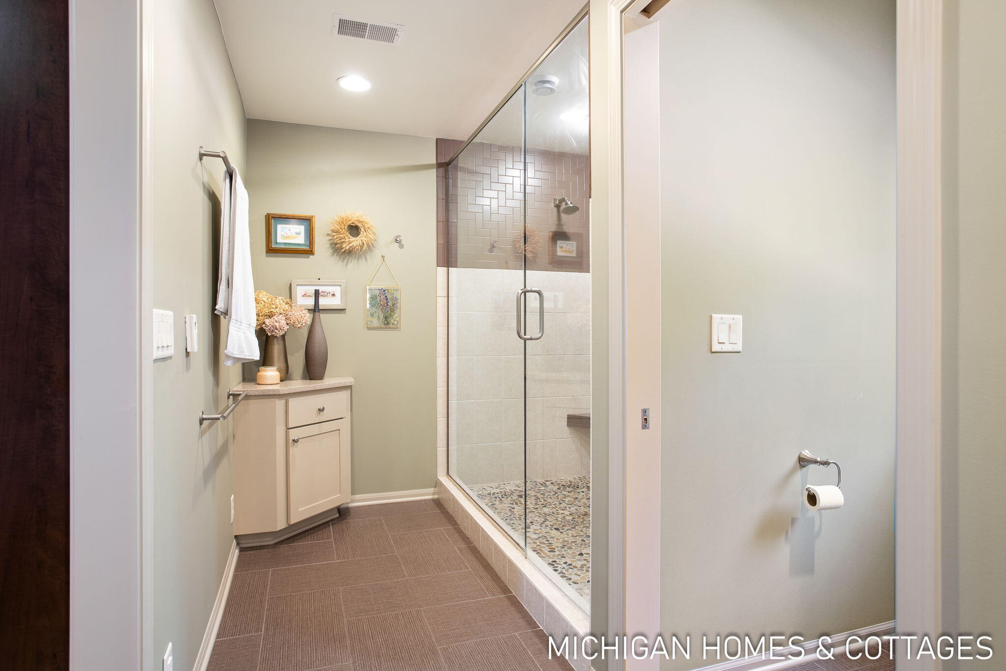 1414 Waukazoo Drive