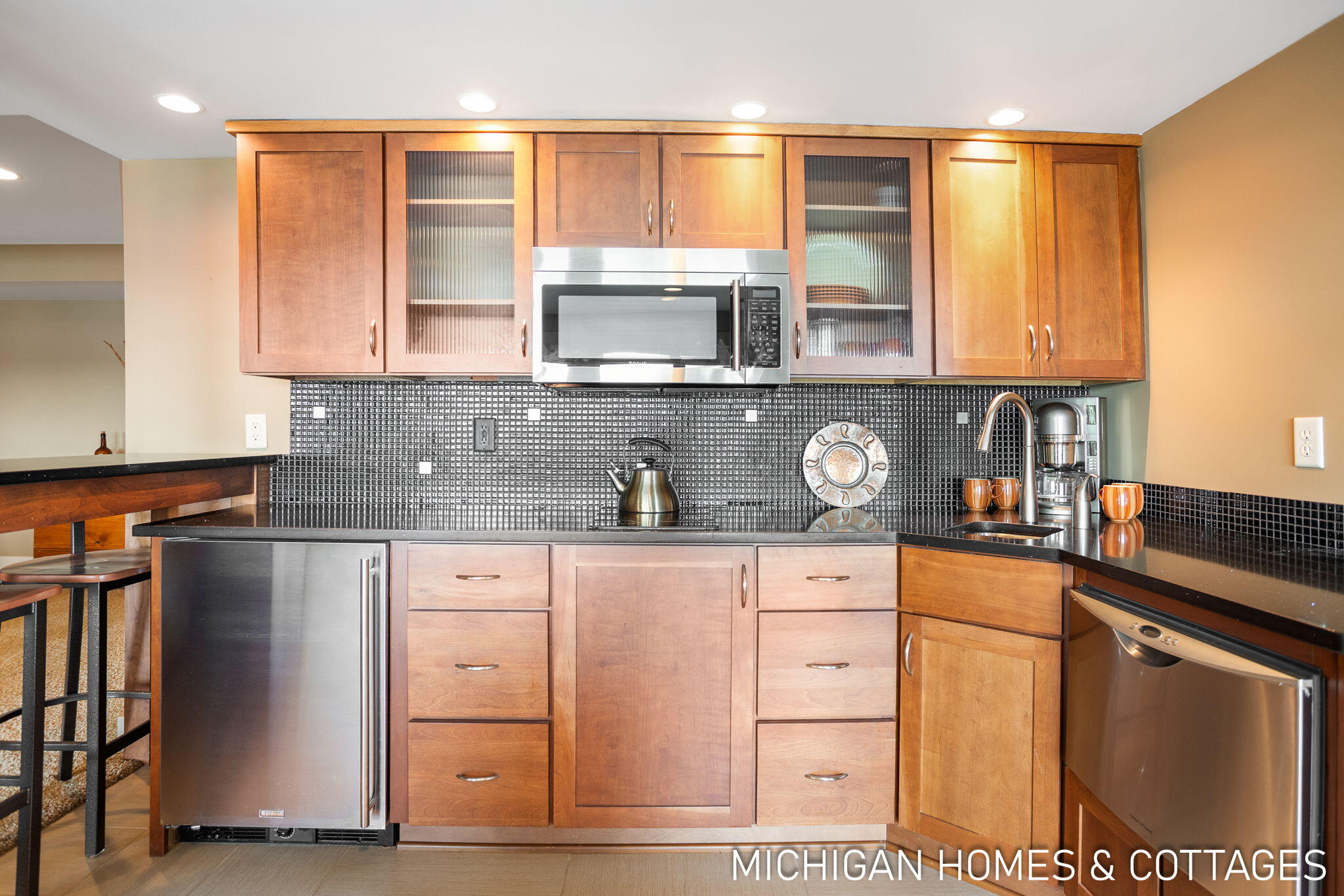 1414 Waukazoo Drive
