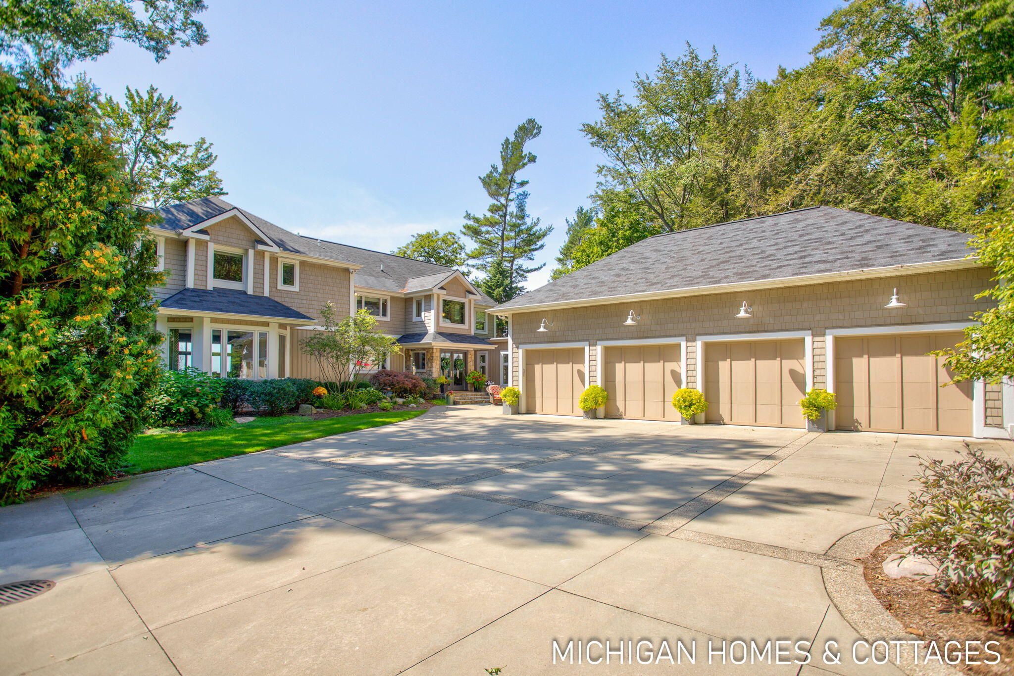 1414 Waukazoo Drive