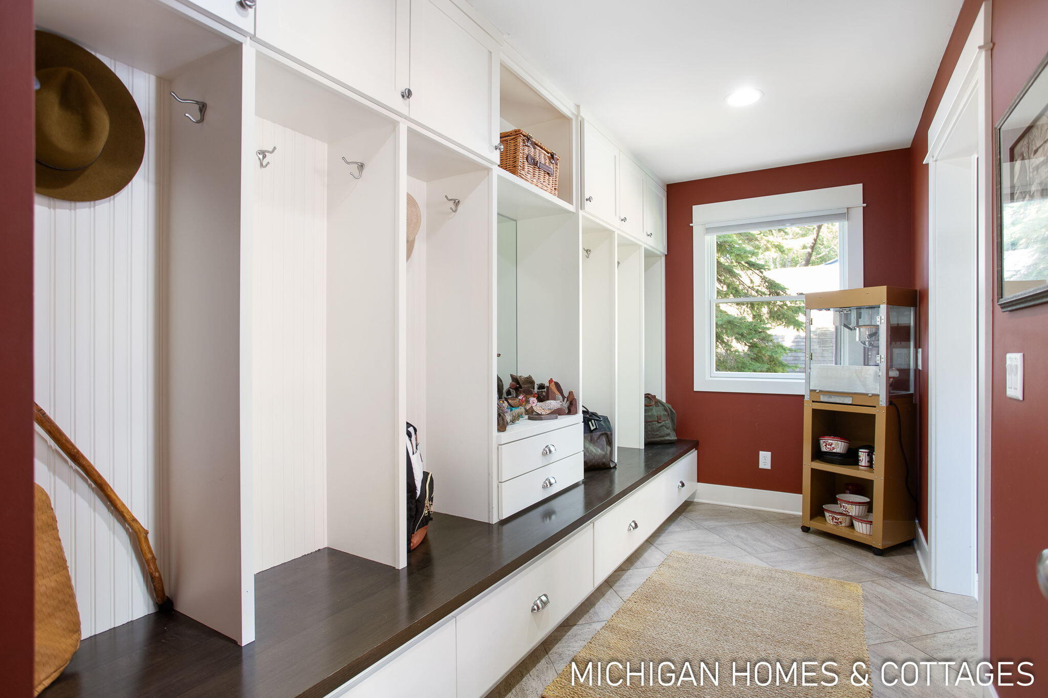 1414 Waukazoo Drive