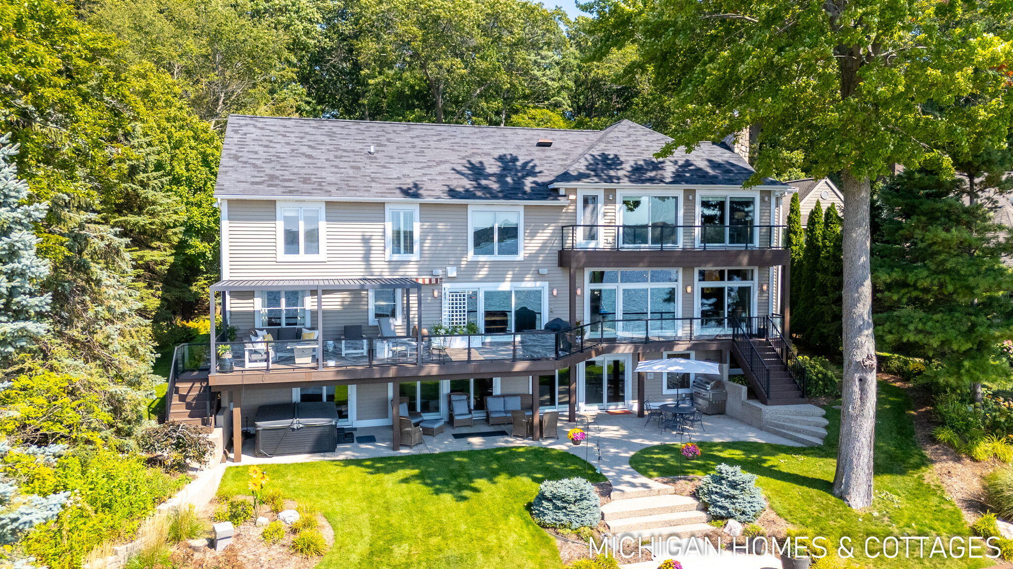 1414 Waukazoo Drive