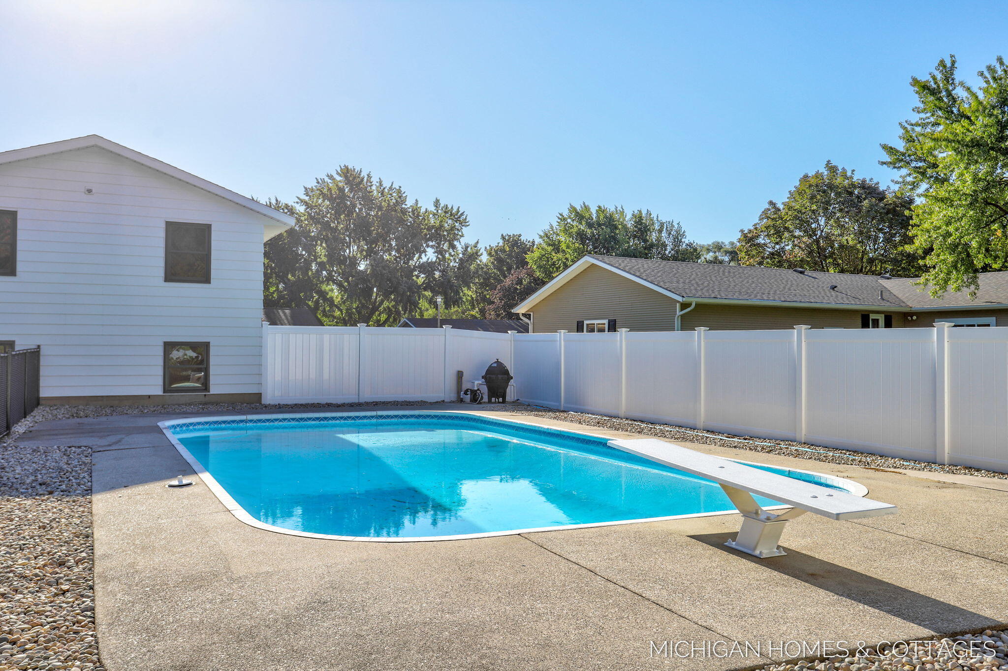 10975 Campanel Drive