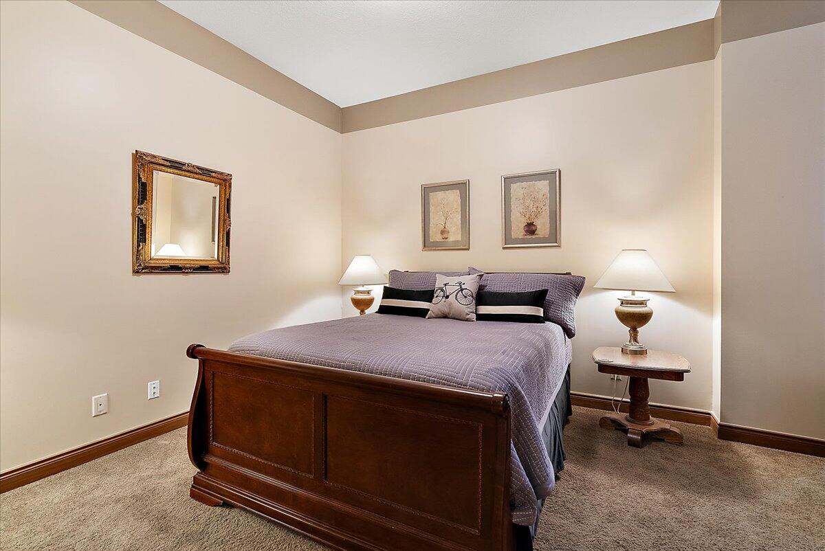 300 S Rath Avenue, 23