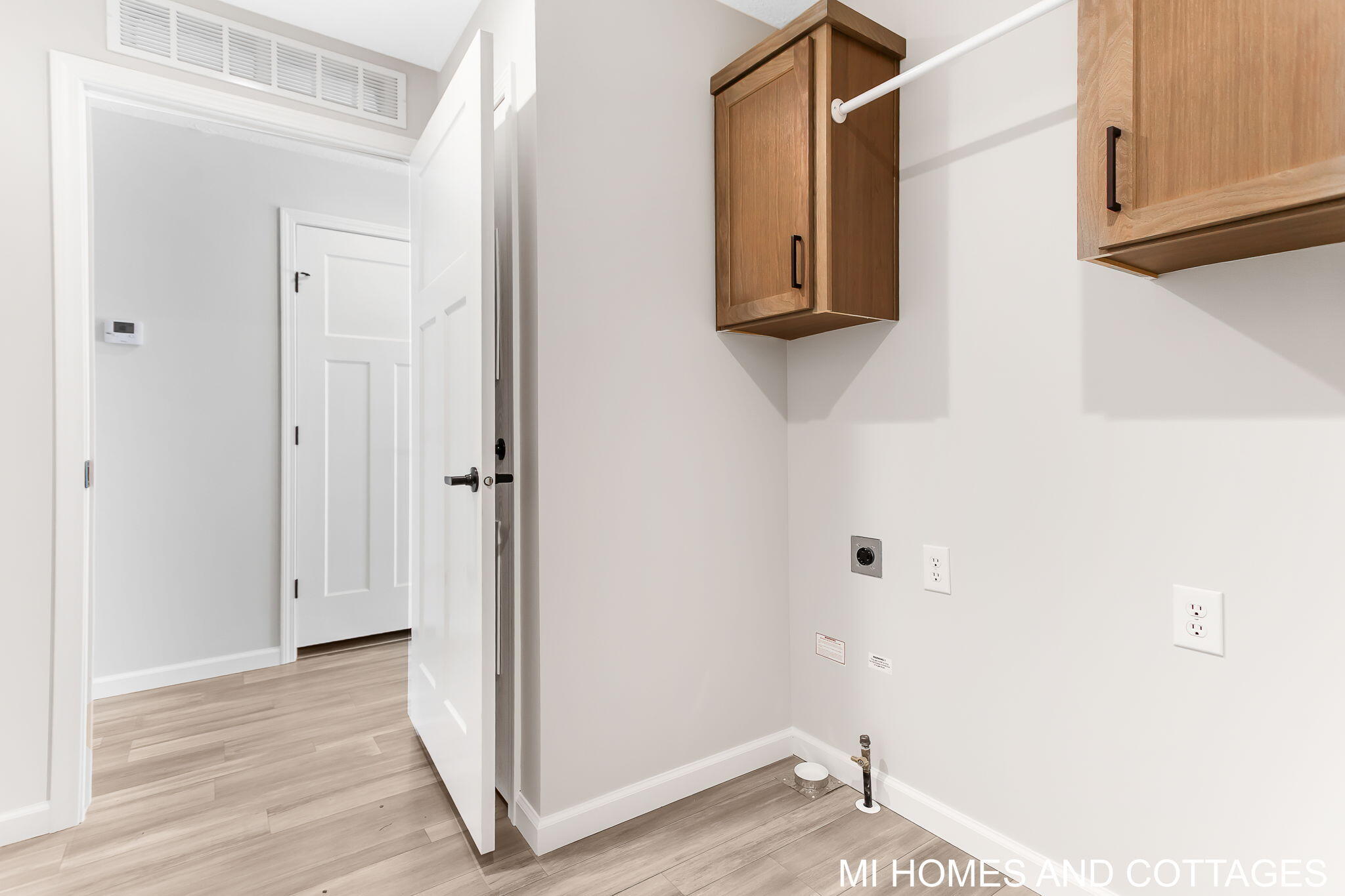 5216 Mulberry Lane, Holland