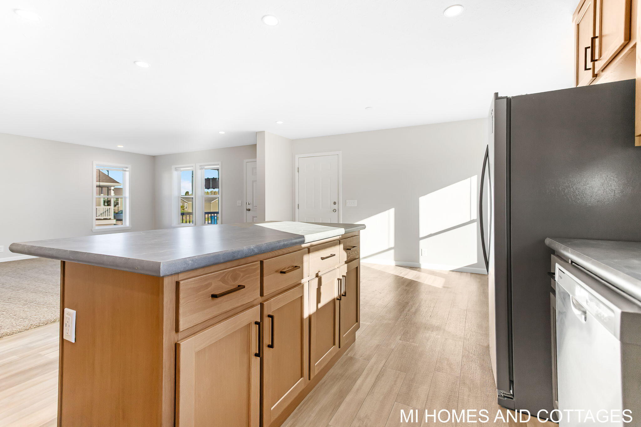 5216 Mulberry Lane, Holland