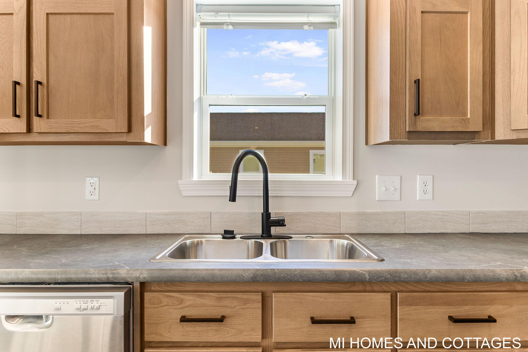 5216 Mulberry Lane, Holland